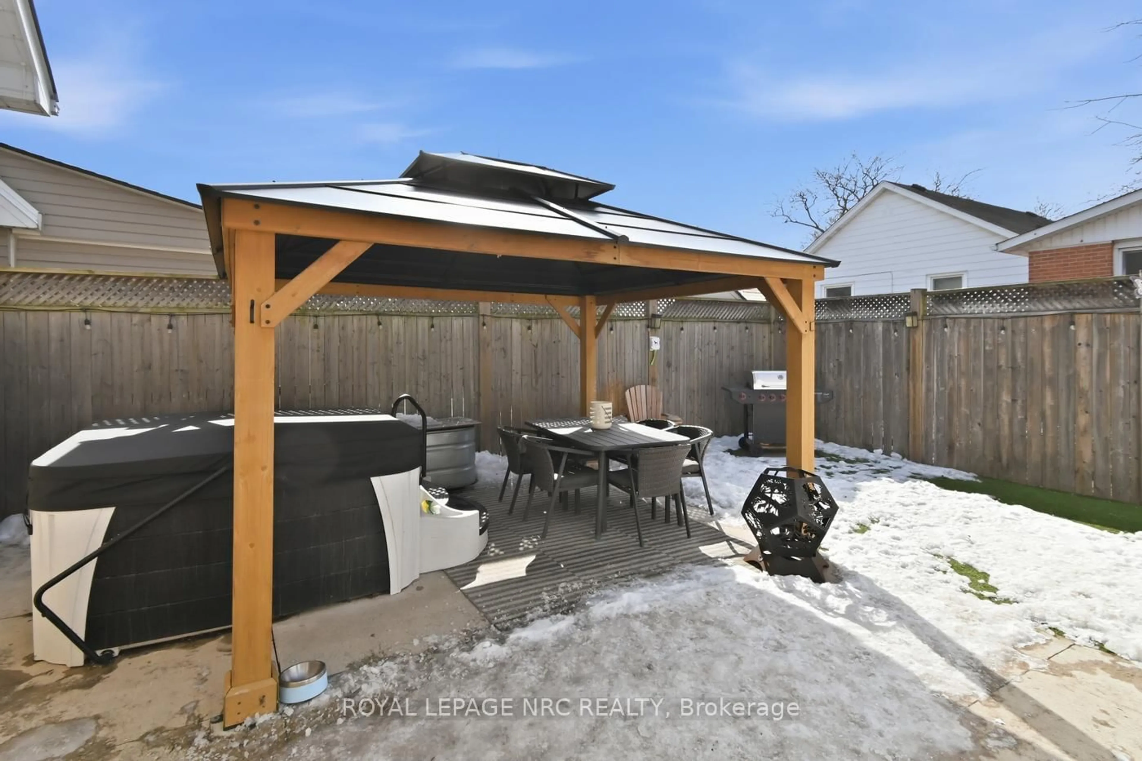 Patio, street for 65 St George St, St. Catharines Ontario L2M 5P5