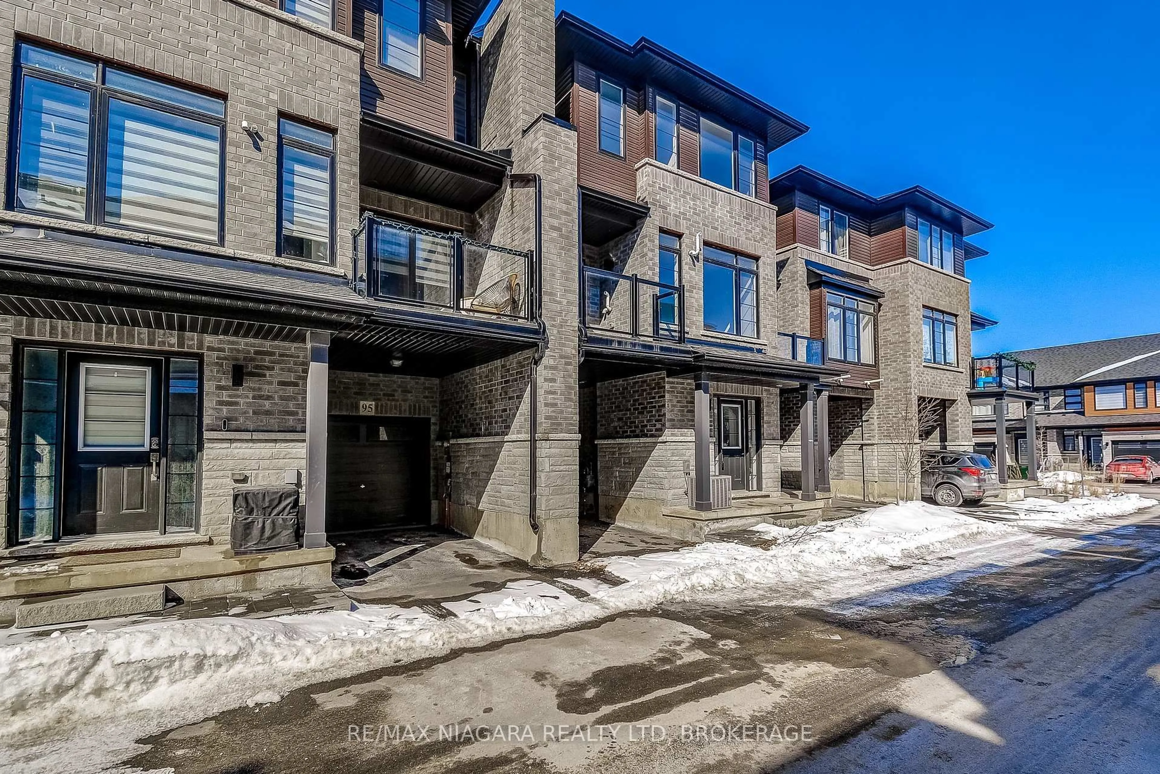 Unknown for 461 Blackburn St #96, Brantford Ontario N3T 0W9