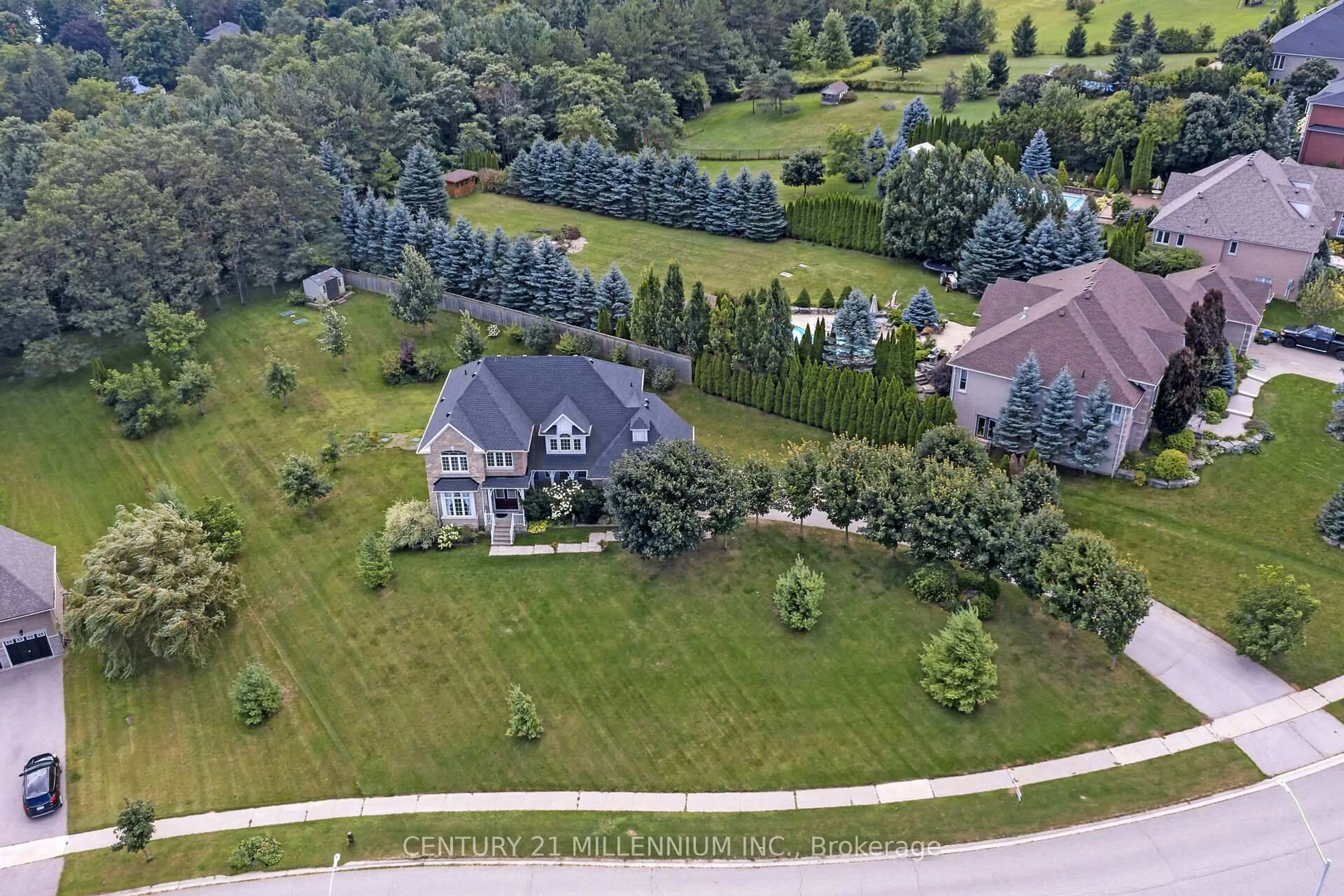 A pic from outside/outdoor area/front of a property/back of a property/a pic from drone, unknown for 15 Upper Canada Dr, Erin Ontario N0B 1Z0