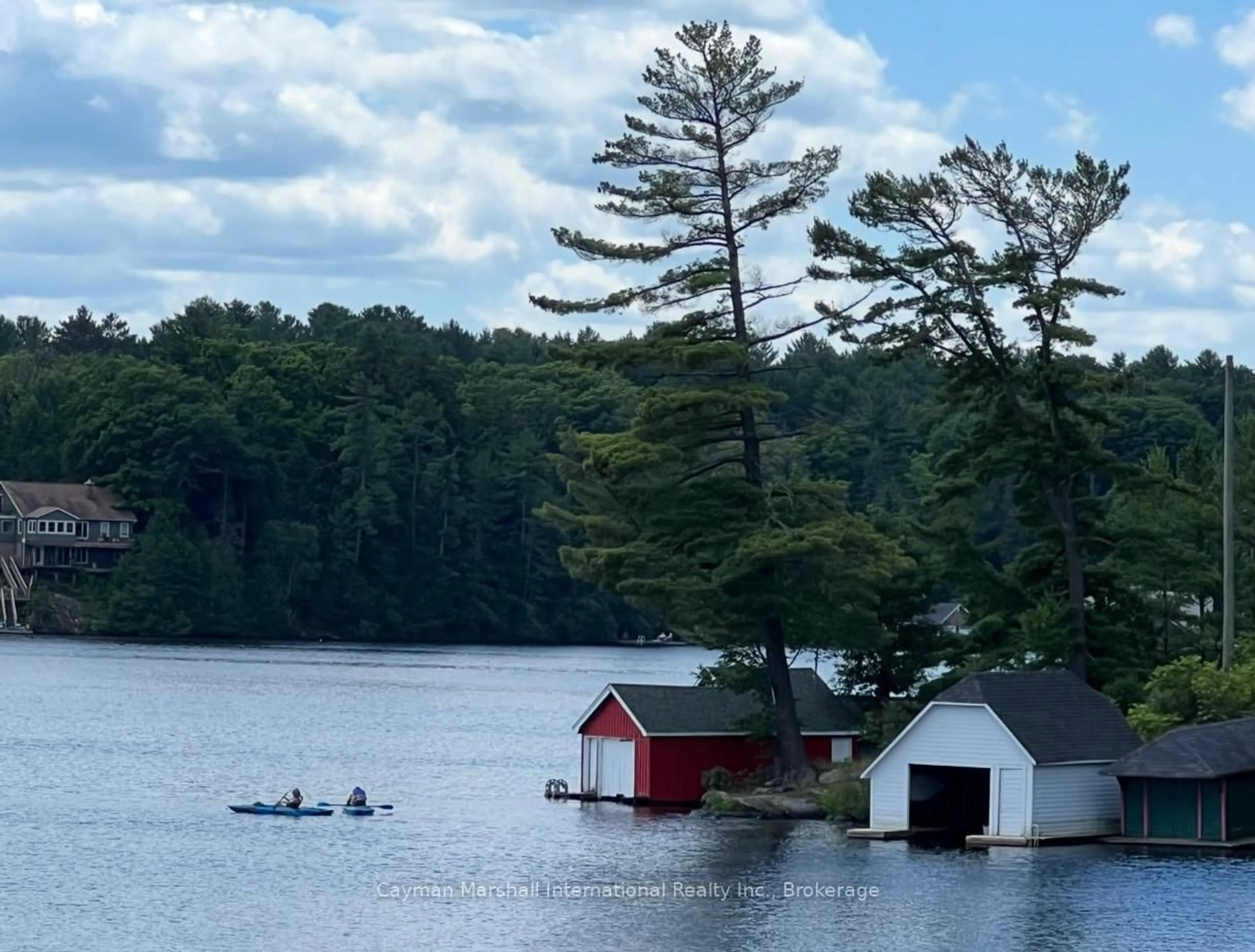 Shed for 15, 0, 26 Victoria & Ash St, Seguin Ontario P0C 1J0