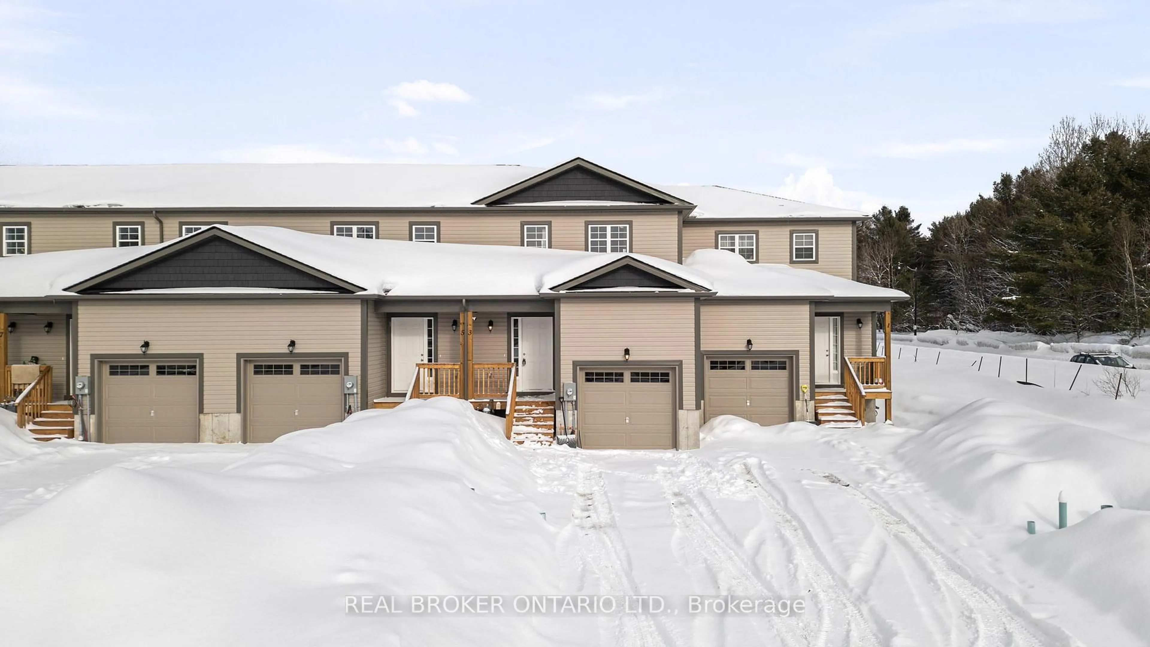 Unknown for 3 Mcconnell Cres, Bracebridge Ontario P1L 0N7