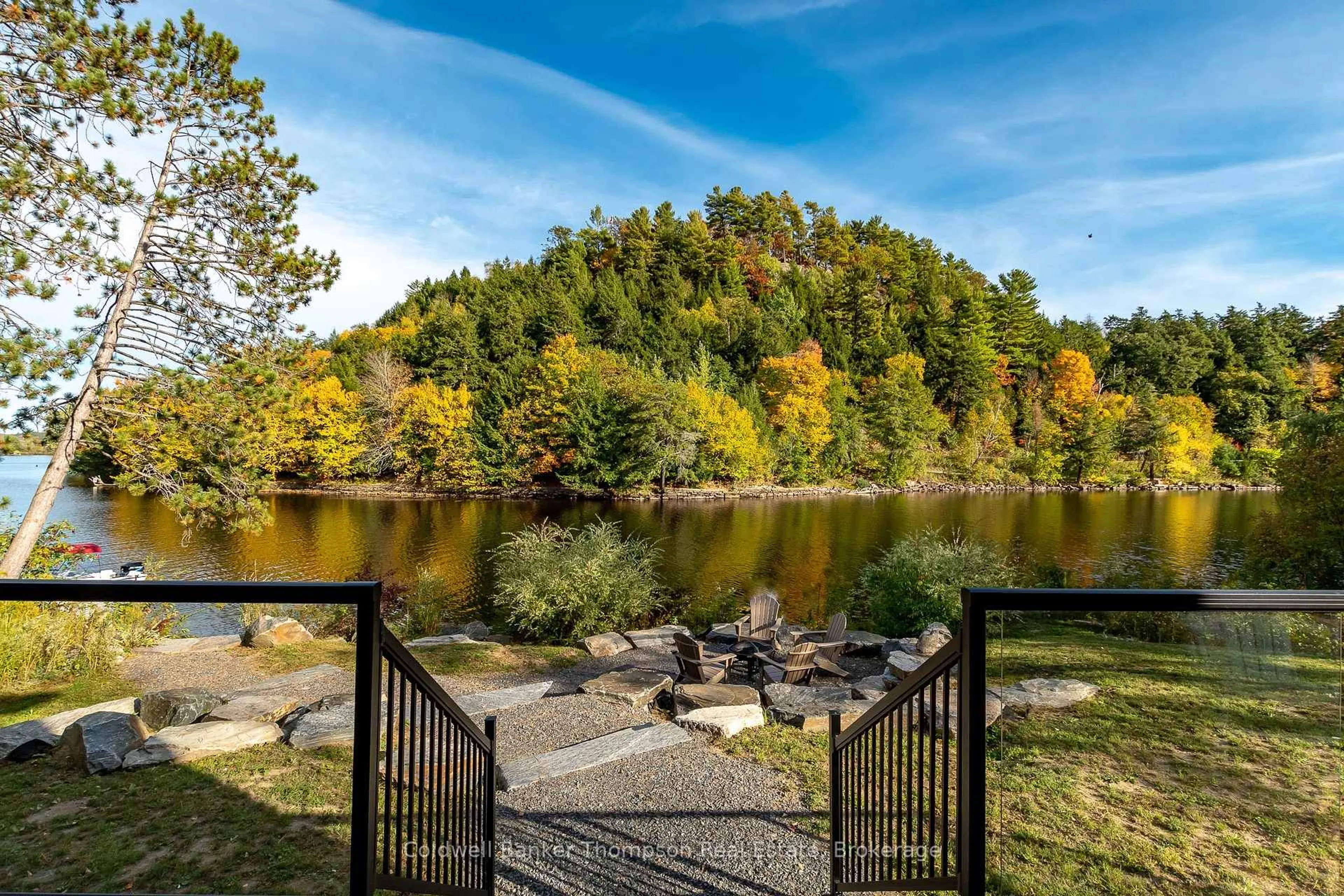 Patio, water/lake/river/ocean view for 32 Church St, Huntsville Ontario P1H 1G8