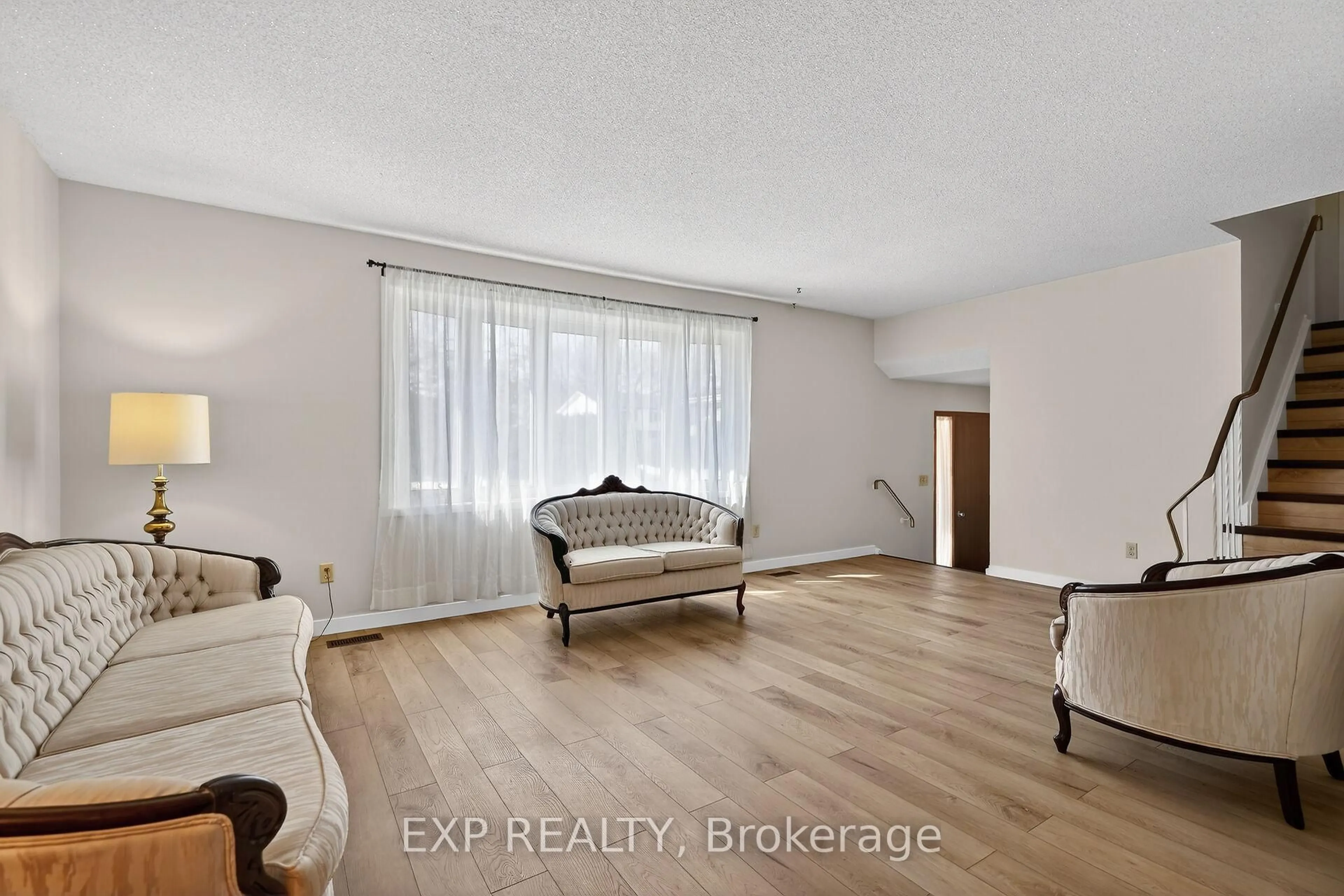 Unknown for 67 St Clair Crt, London South Ontario N6J 3W1