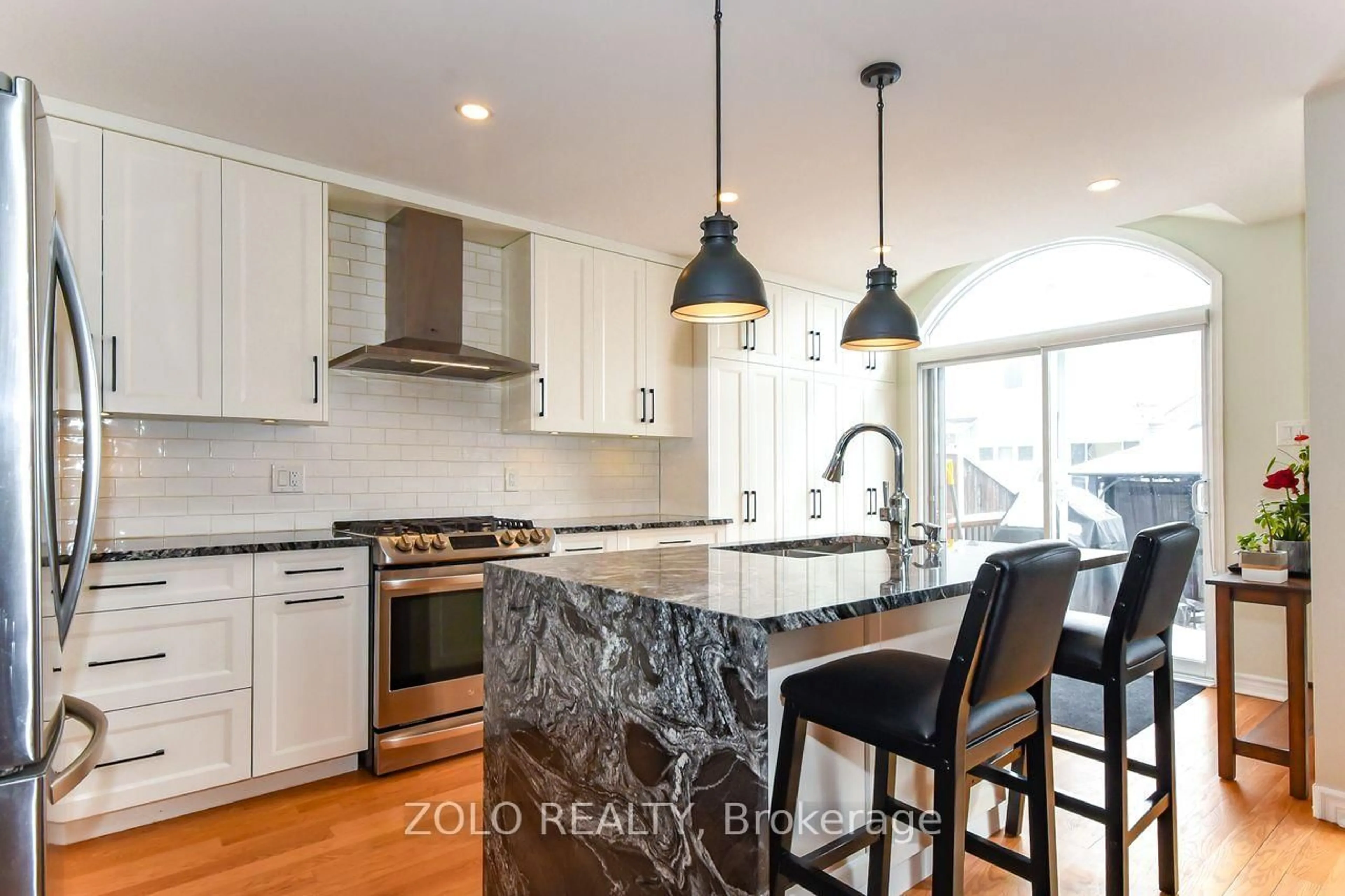 Open concept kitchen, unknown for 2075 Hiboux St, Ottawa Ontario K4A 4J7