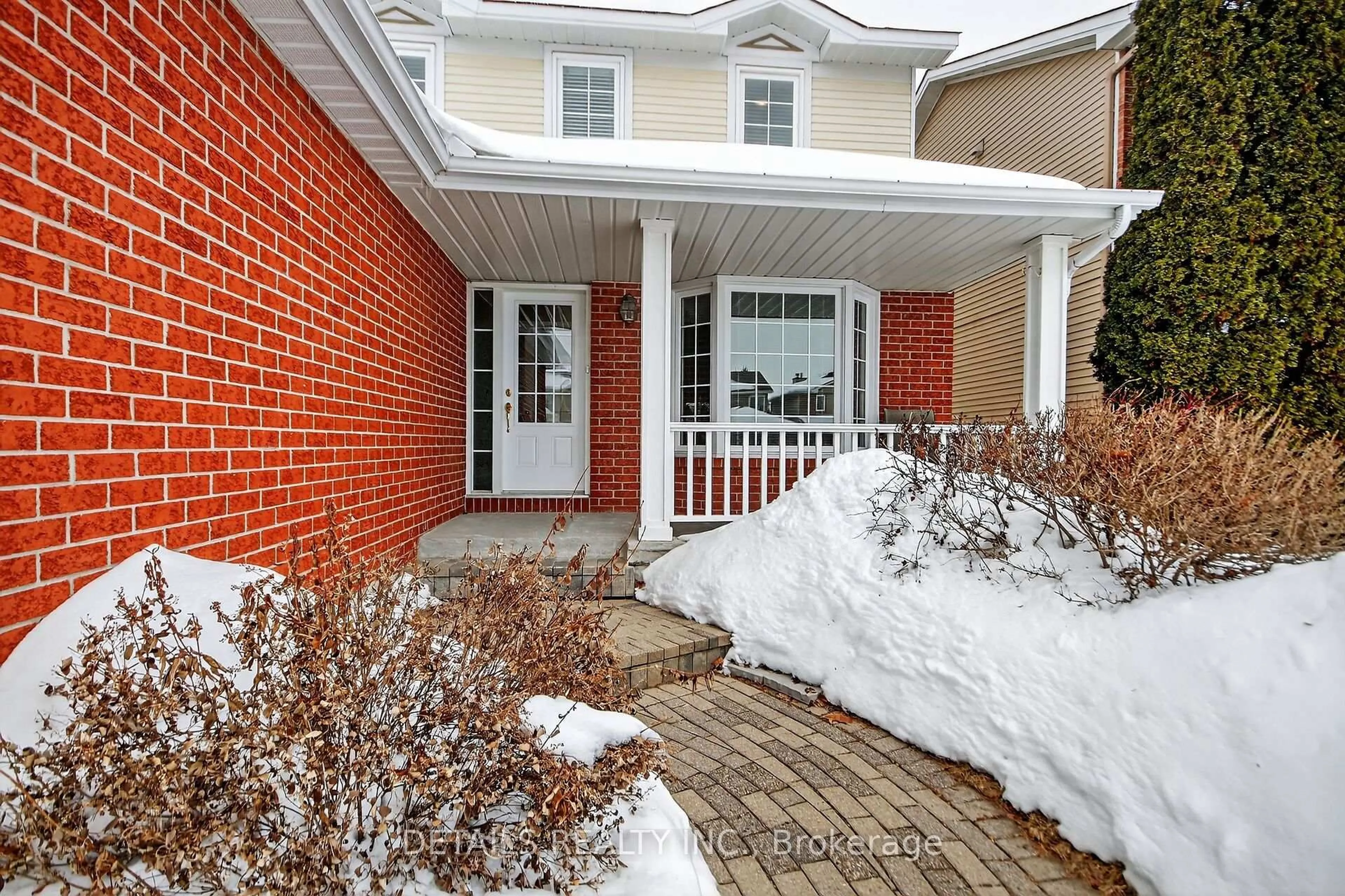 Unknown for 6105 Lariviere Cres, Orleans Ontario K1W 1C6