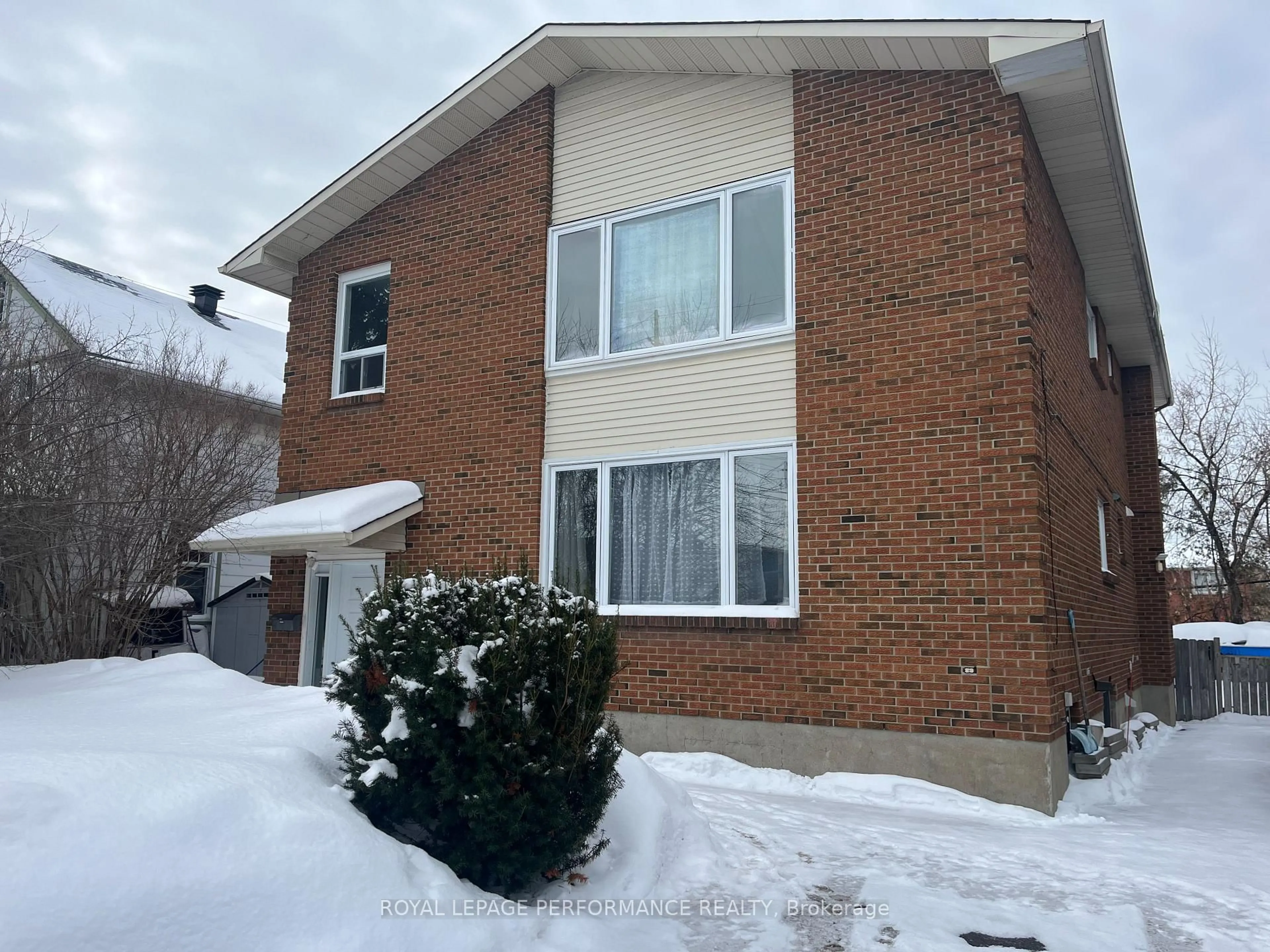 Home with brick exterior material, building for 1702 Russell Rd, Ottawa Ontario K1G 0M9