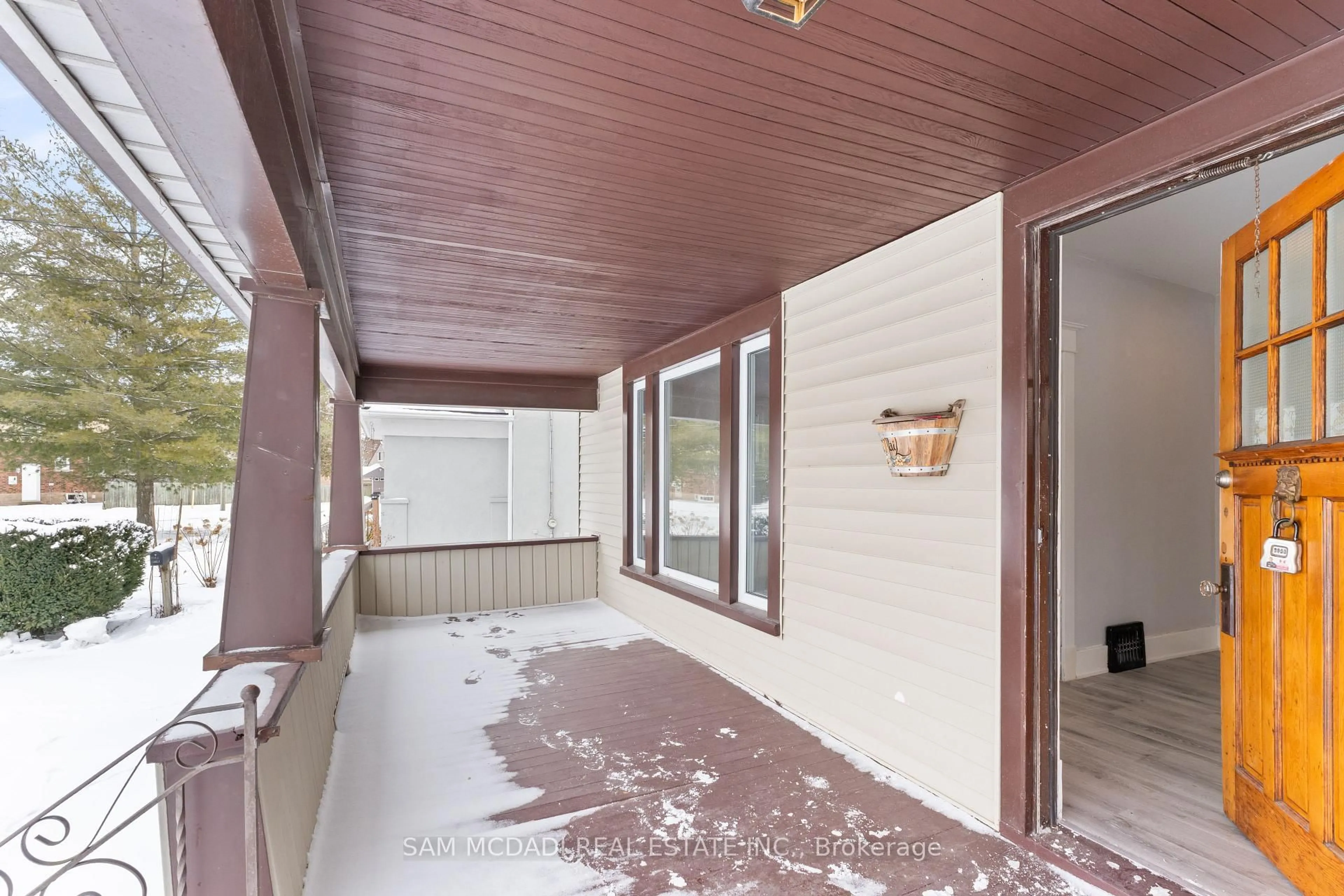 Unknown for 5810 Symmes St, Niagara Falls Ontario L2G 2G3