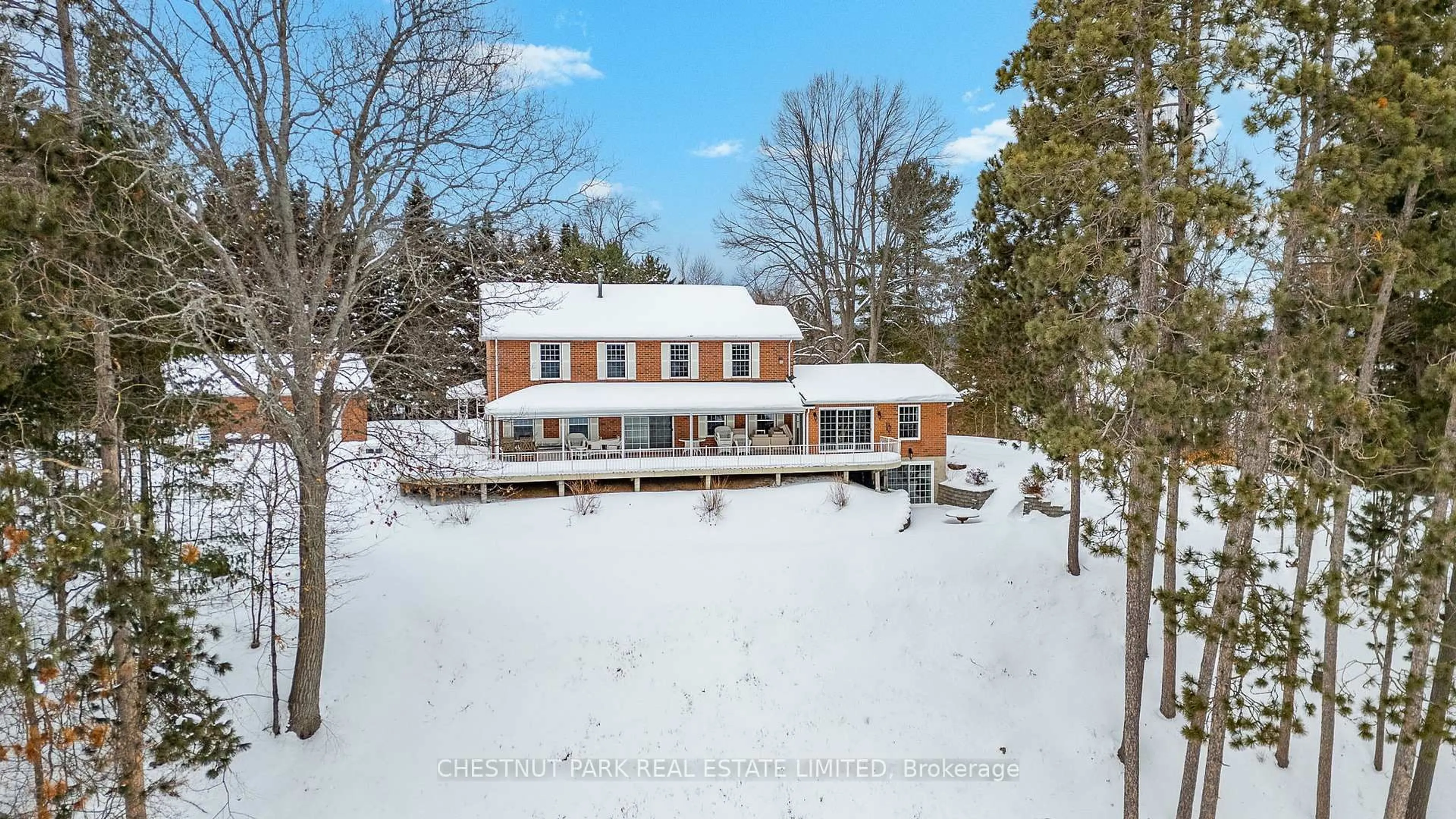 A pic from outside/outdoor area/front of a property/back of a property/a pic from drone, unknown for 318 Mask Island Dr, Barry's Bay Ontario K0J 1B0