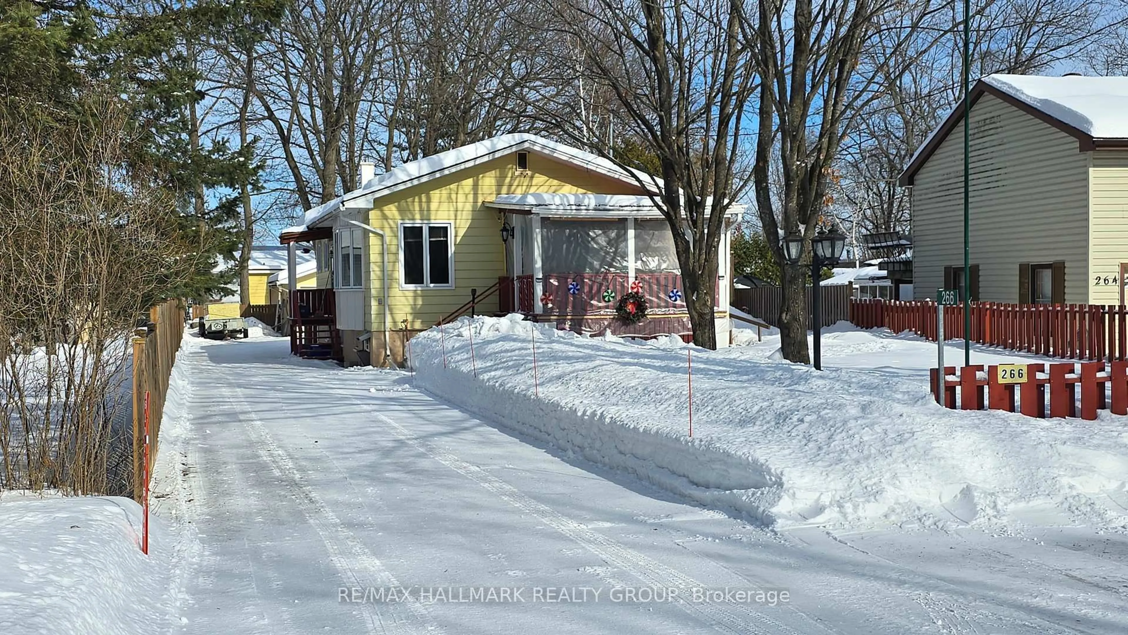 Unknown for 266 Baldwin St, Ottawa Ontario K0A 3M0