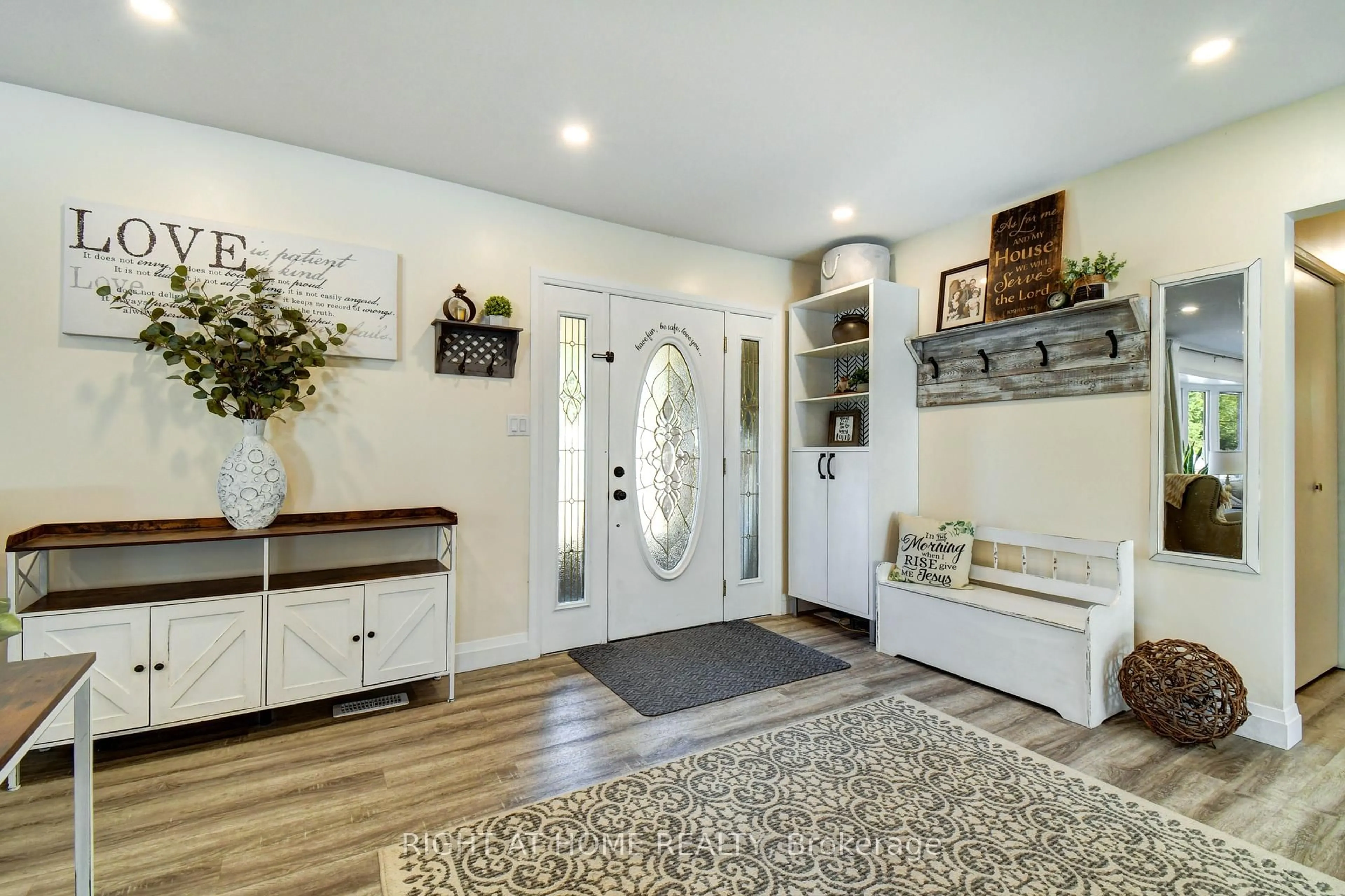 Indoor entryway for 1012 Clement Lake Rd, Highlands East Ontario K0L 3C0