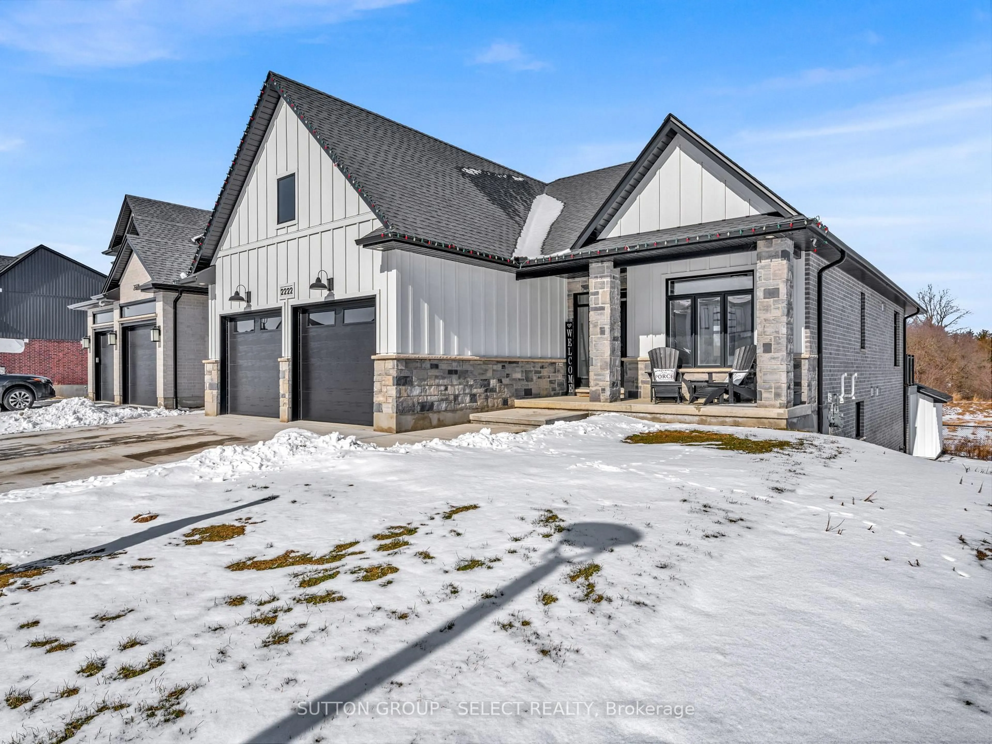 Home with brick exterior material, unknown for 2222 Linkway Blvd, London South Ontario N6K 0K9