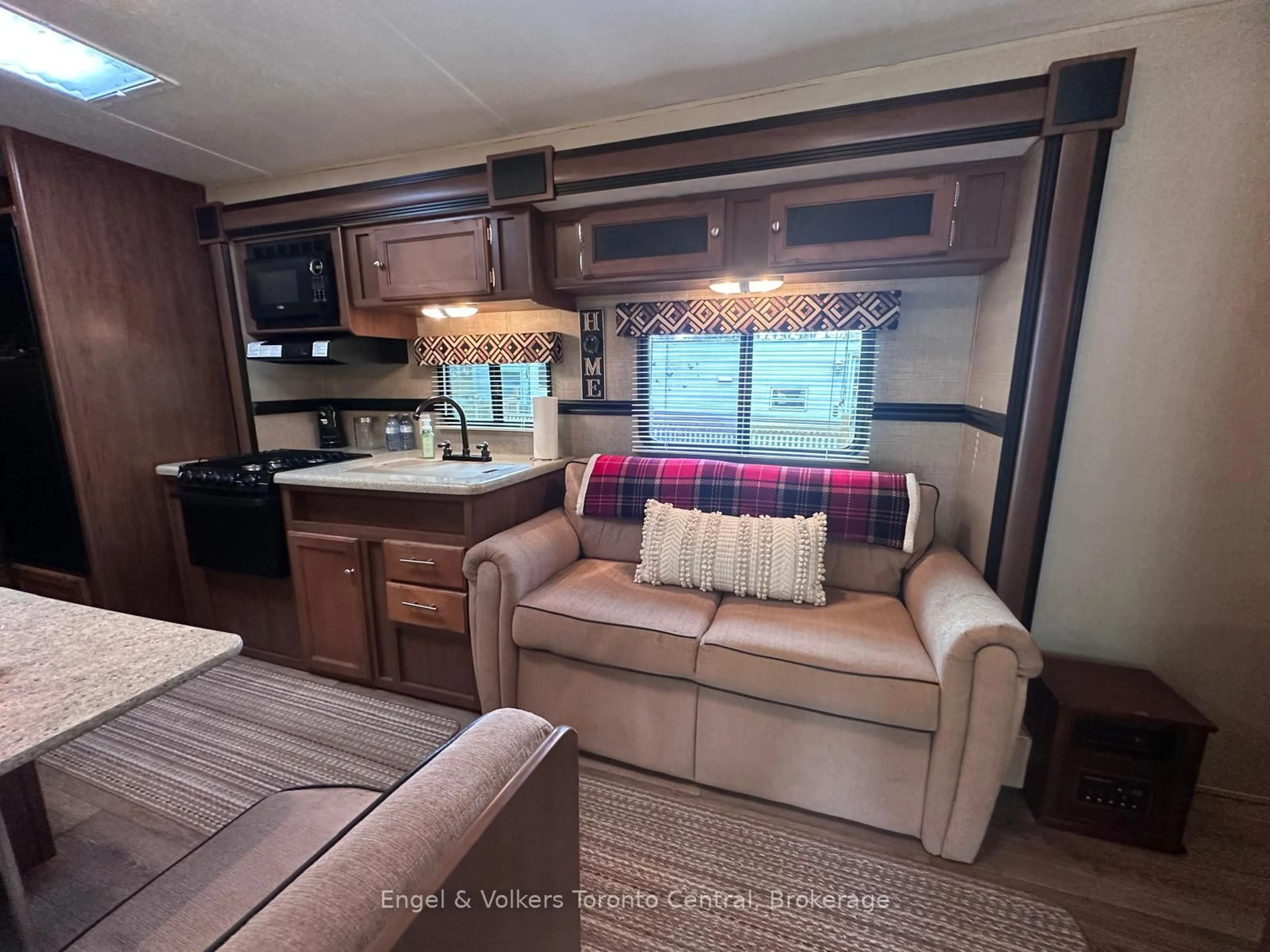 Unknown for 7489 SIDEROAD 5 #W 32, Wellington North Ontario N0G 2L0