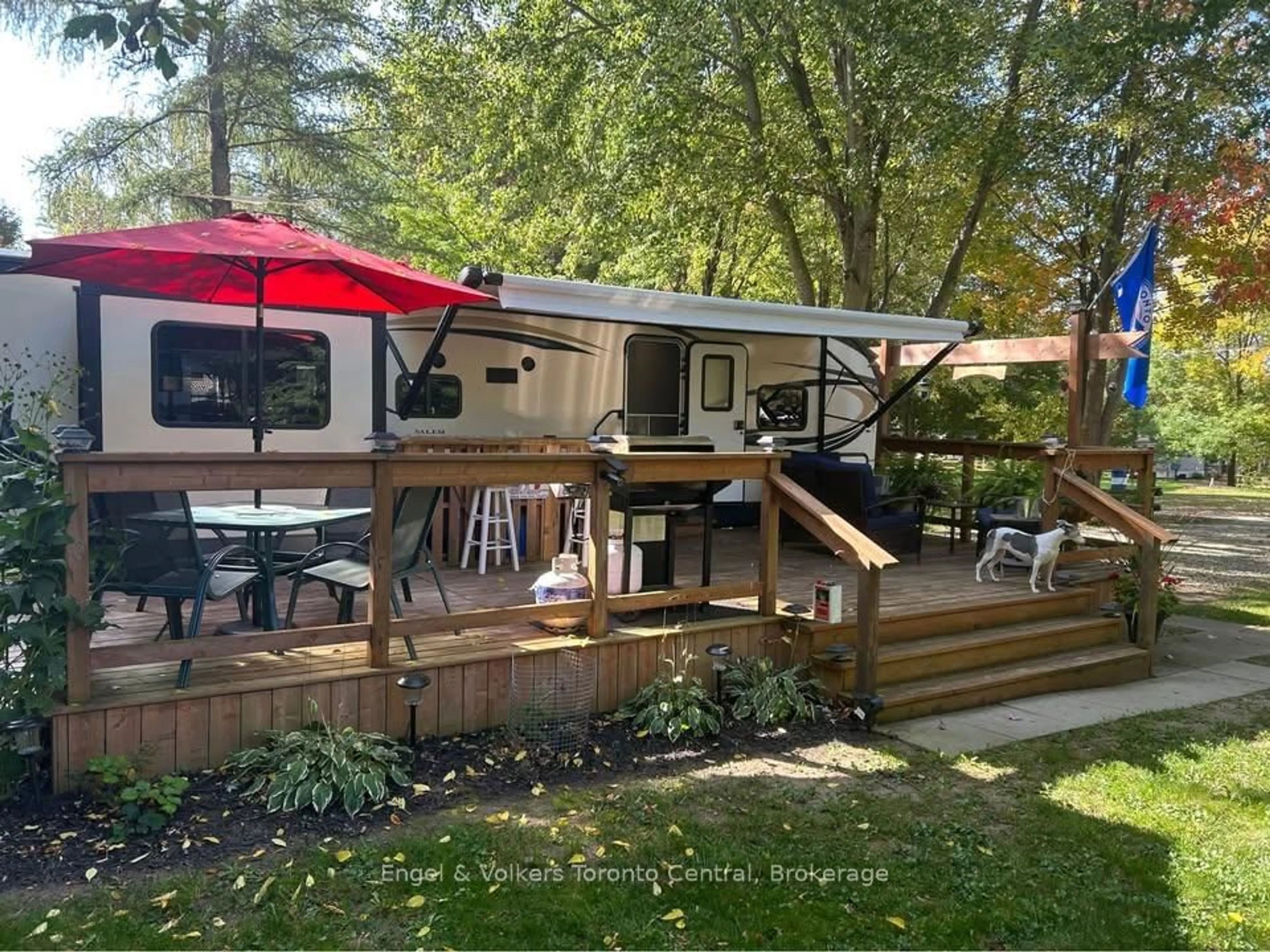 Patio, unknown for 7489 SIDERAOD 5 E #H 21, Wellington North Ontario N0G 2L0