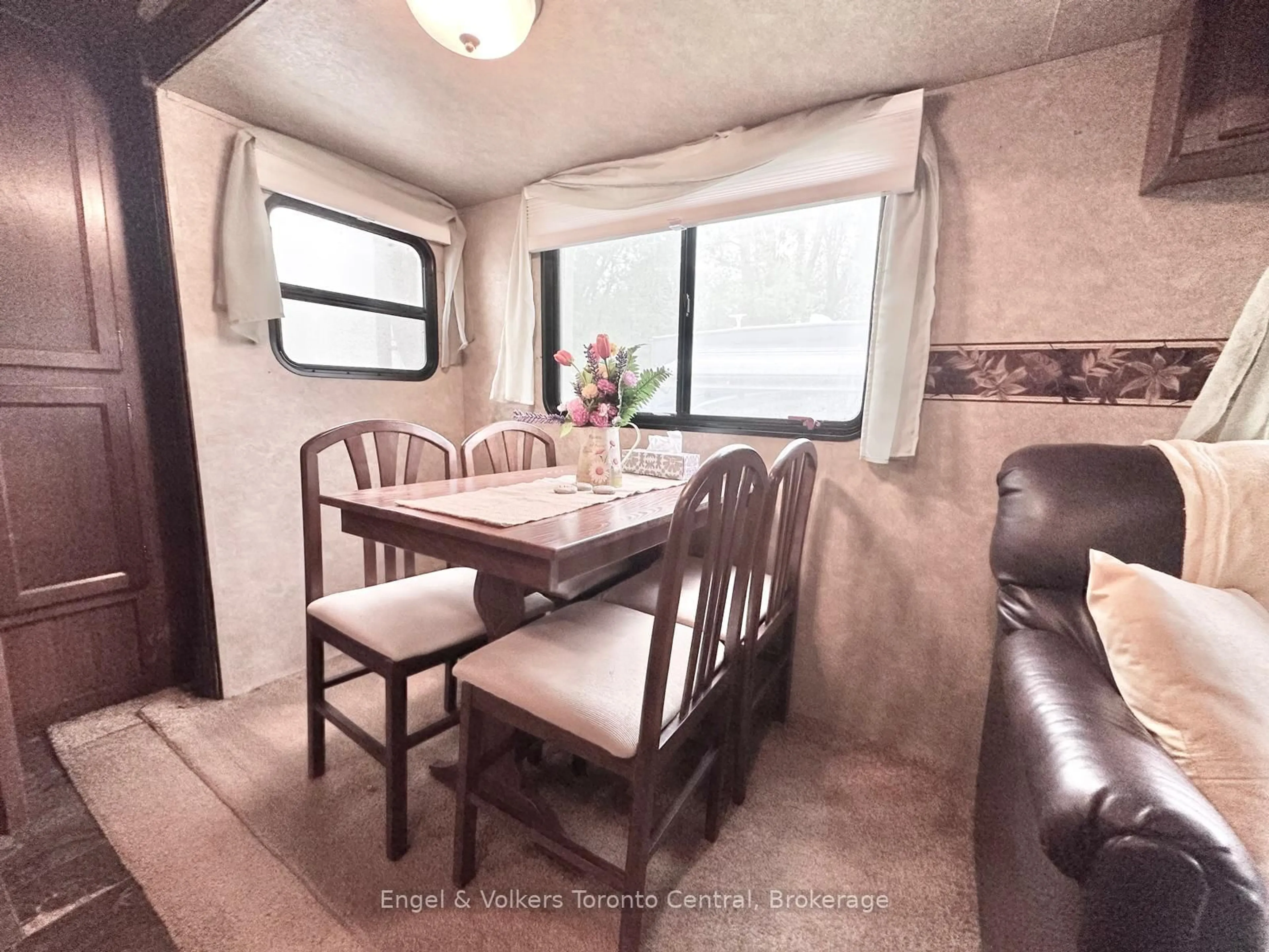 Dining room, unknown for 7489 SIDEROAD 5 E #S4, Wellington North Ontario N0G 2L0