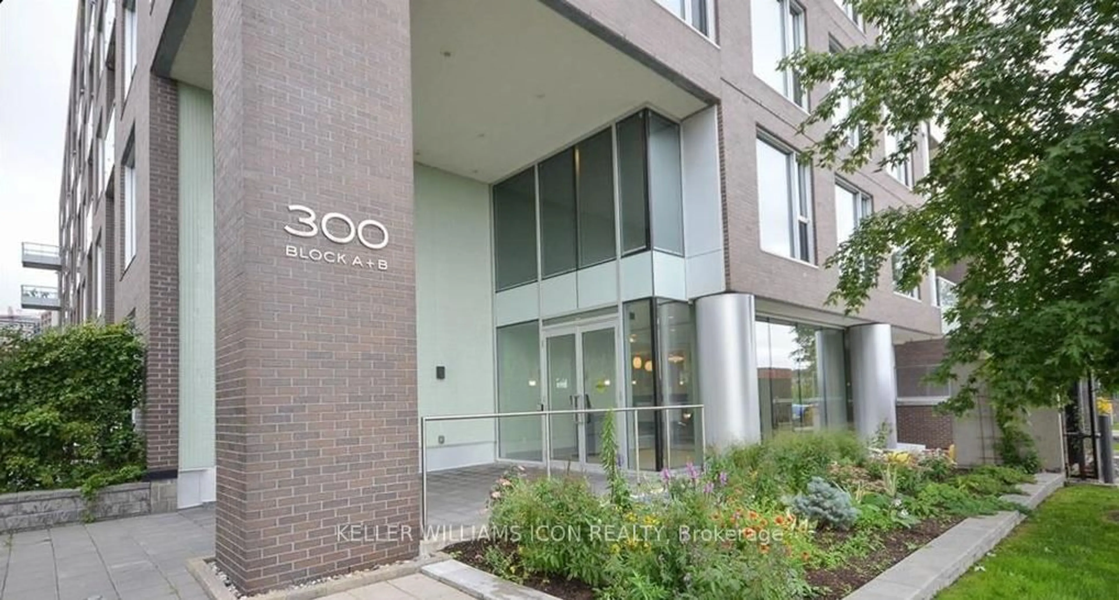 Indoor foyer for 300A Lett St #206, Ottawa Ontario K1R 0A8