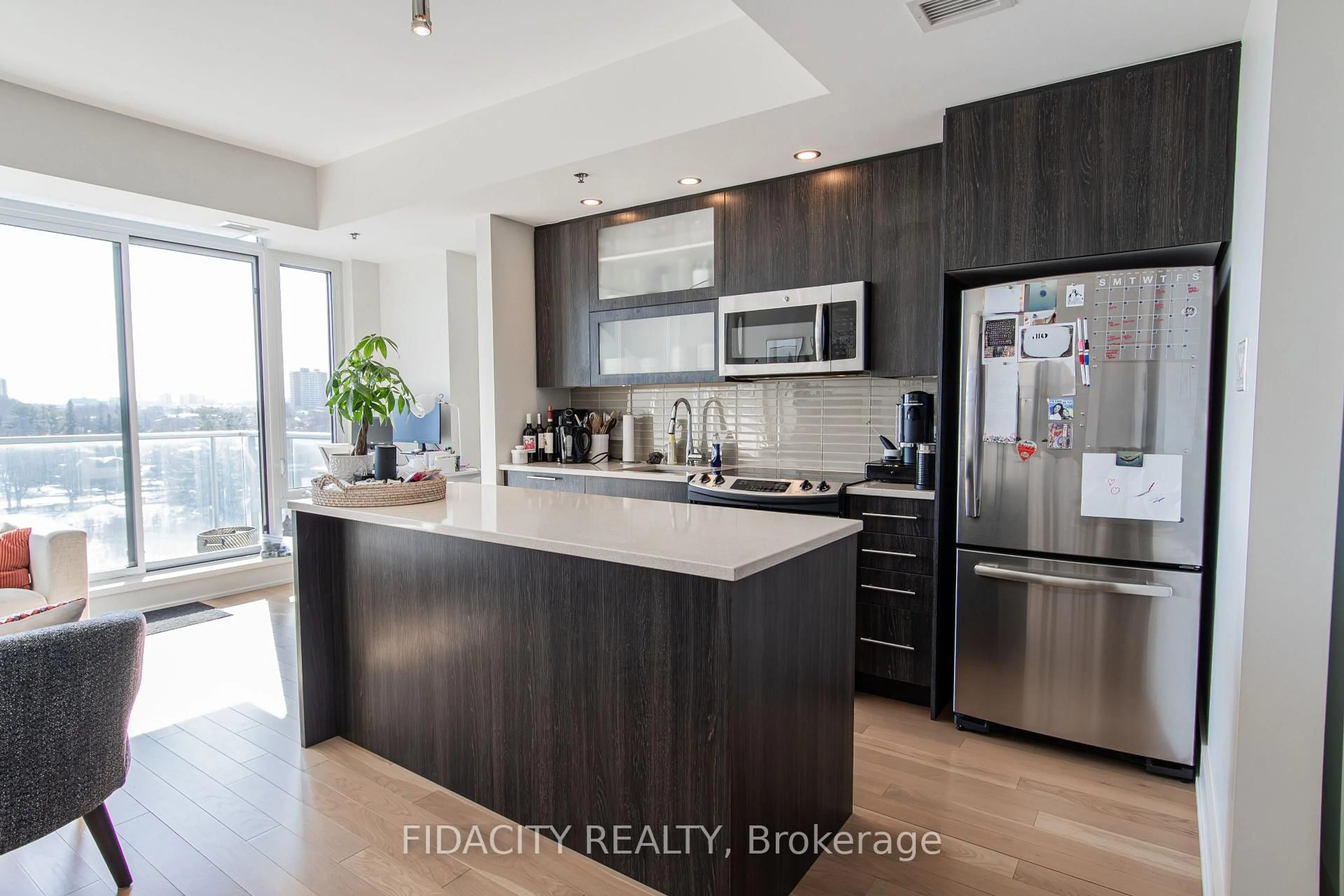 Contemporary kitchen, unknown for 98 Richmond Rd #802, Ottawa Ontario K1Z 0B2