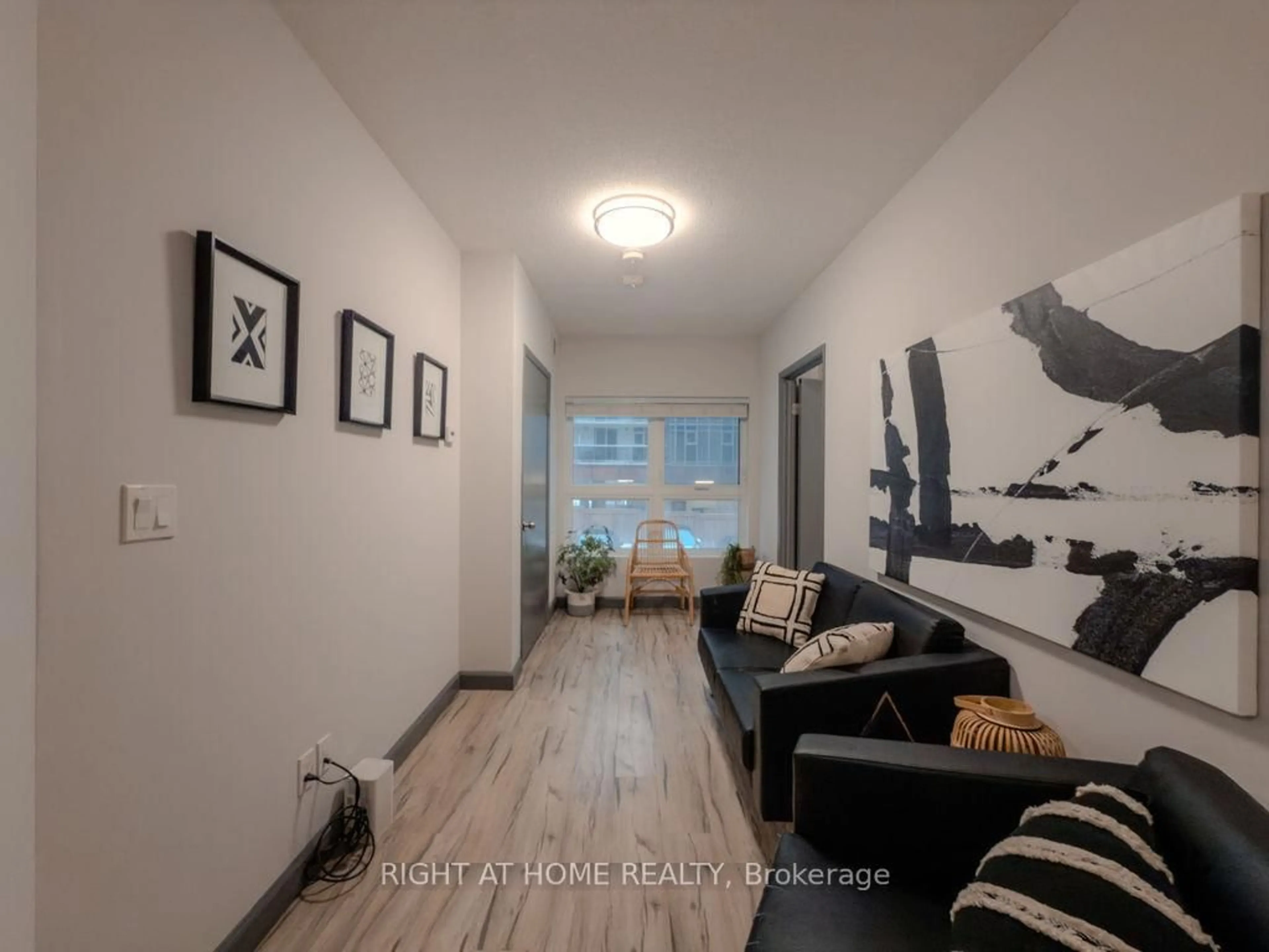 Unknown for 258A Sunview St #121, Waterloo Ontario N2L 0H6