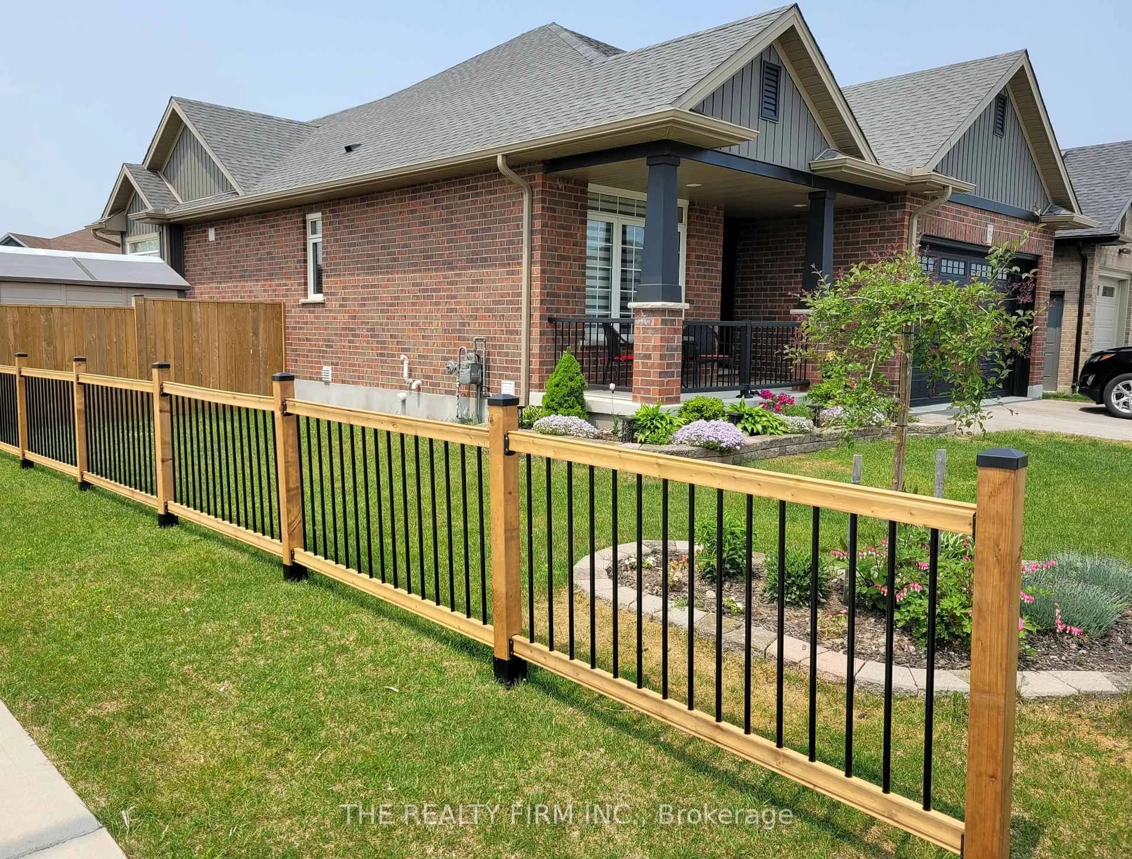 Unknown for 59 Freeman Lane, Central Elgin Ontario N5P 0E5