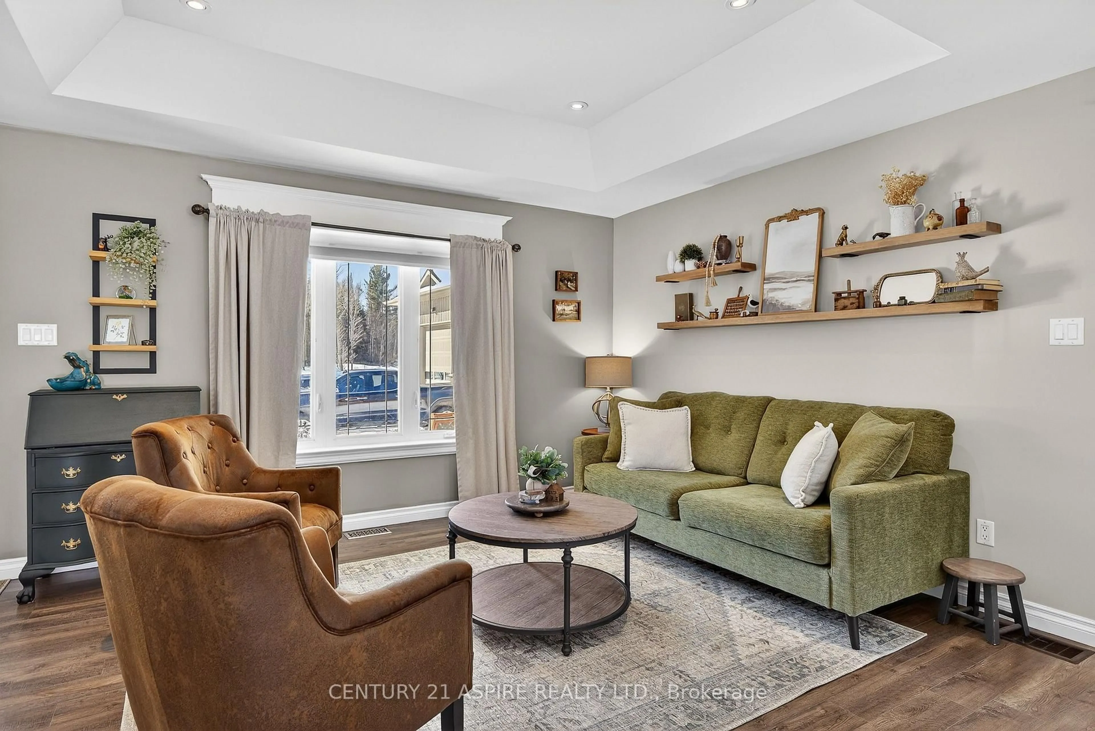 Living room with furniture, unknown for 192 Hila Rd, Pembroke Ontario K8A 6W3