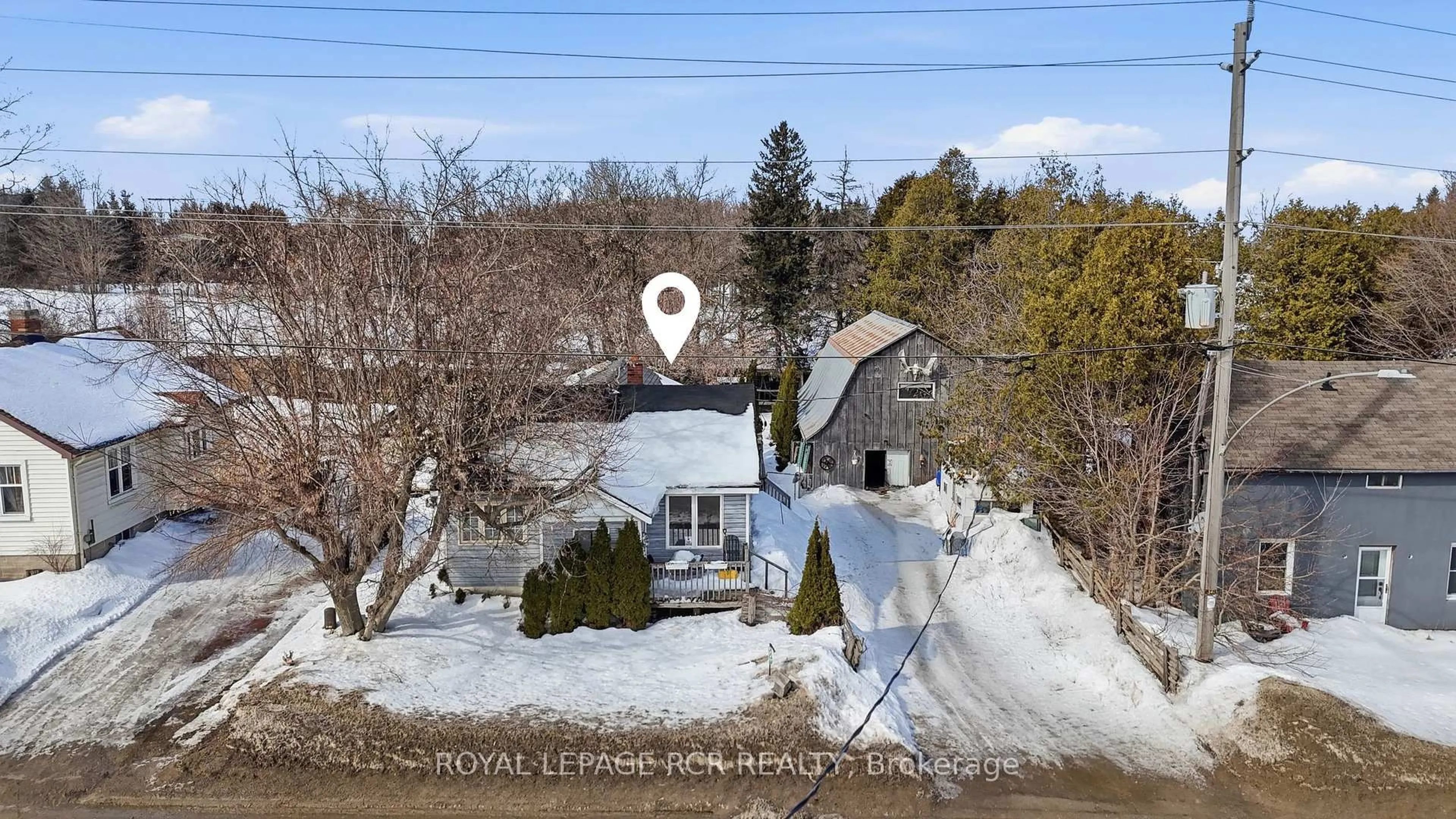 A pic from outside/outdoor area/front of a property/back of a property/a pic from drone, street for 8894 Wellington 124, Erin Ontario N1H 6H7