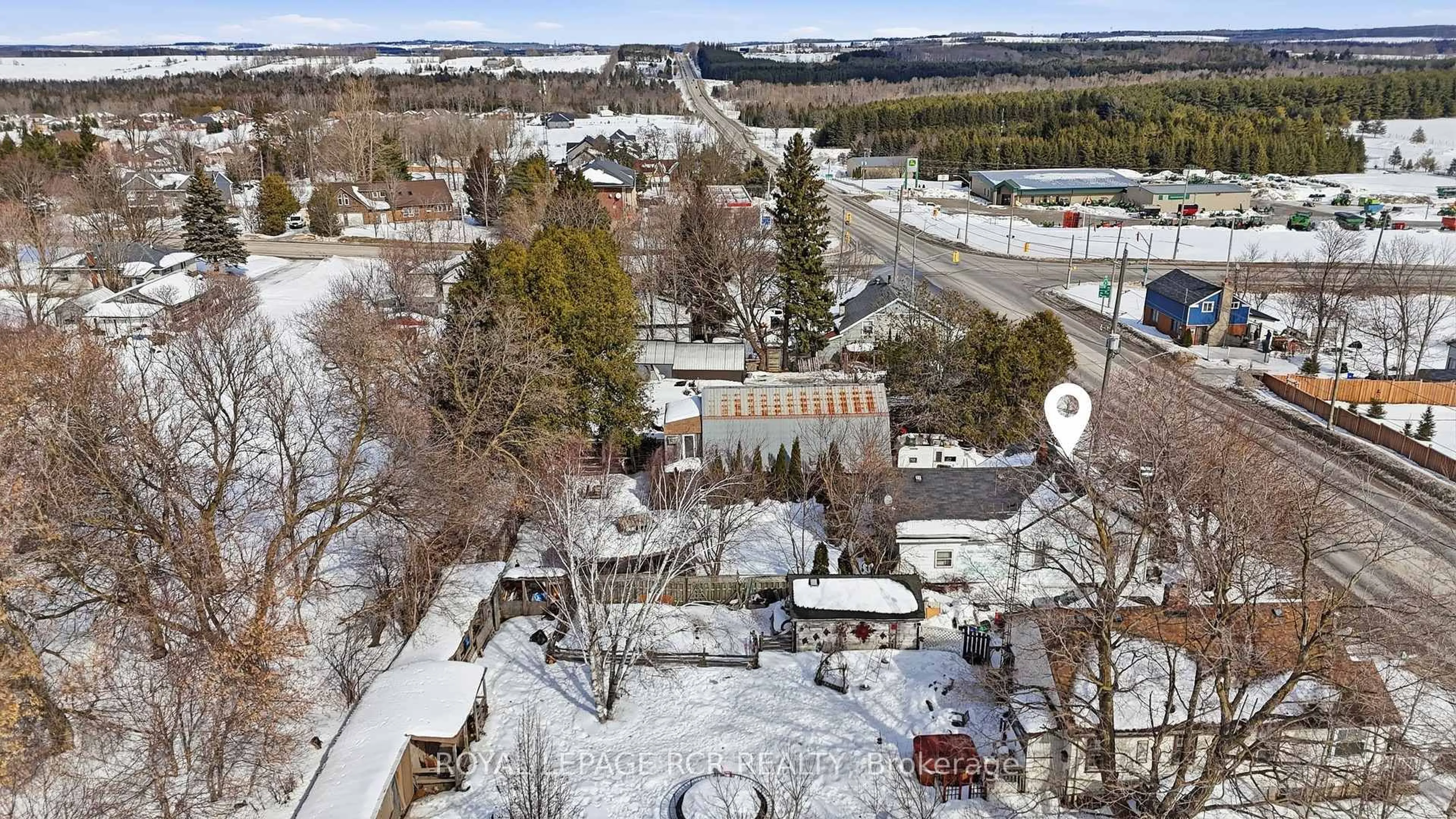 A pic from outside/outdoor area/front of a property/back of a property/a pic from drone, street for 8894 Wellington 124, Erin Ontario N1H 6H7