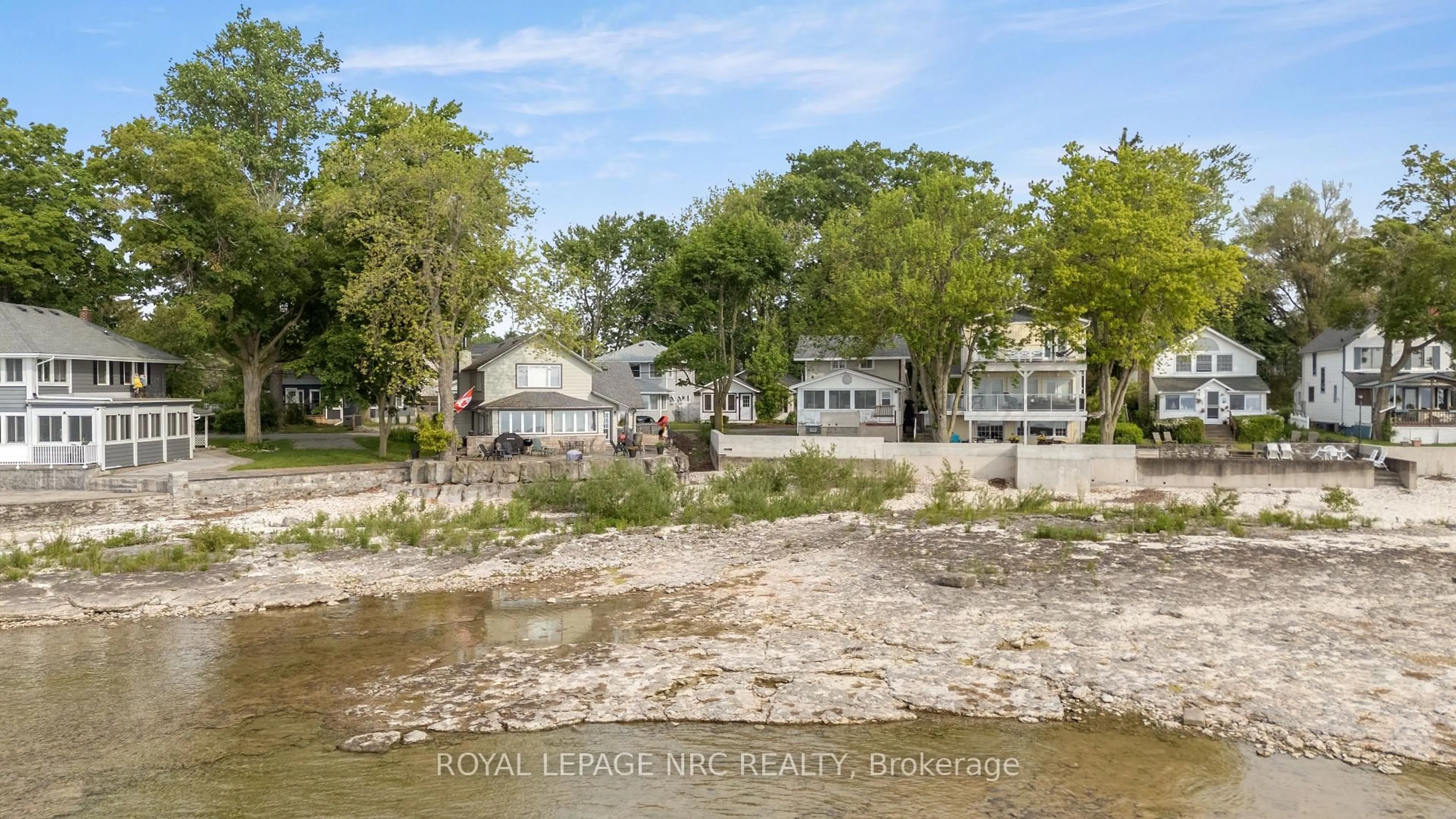 A pic from outside/outdoor area/front of a property/back of a property/a pic from drone, water/lake/river/ocean view for 3786 Terrace Lane, Fort Erie Ontario L0S 1B0