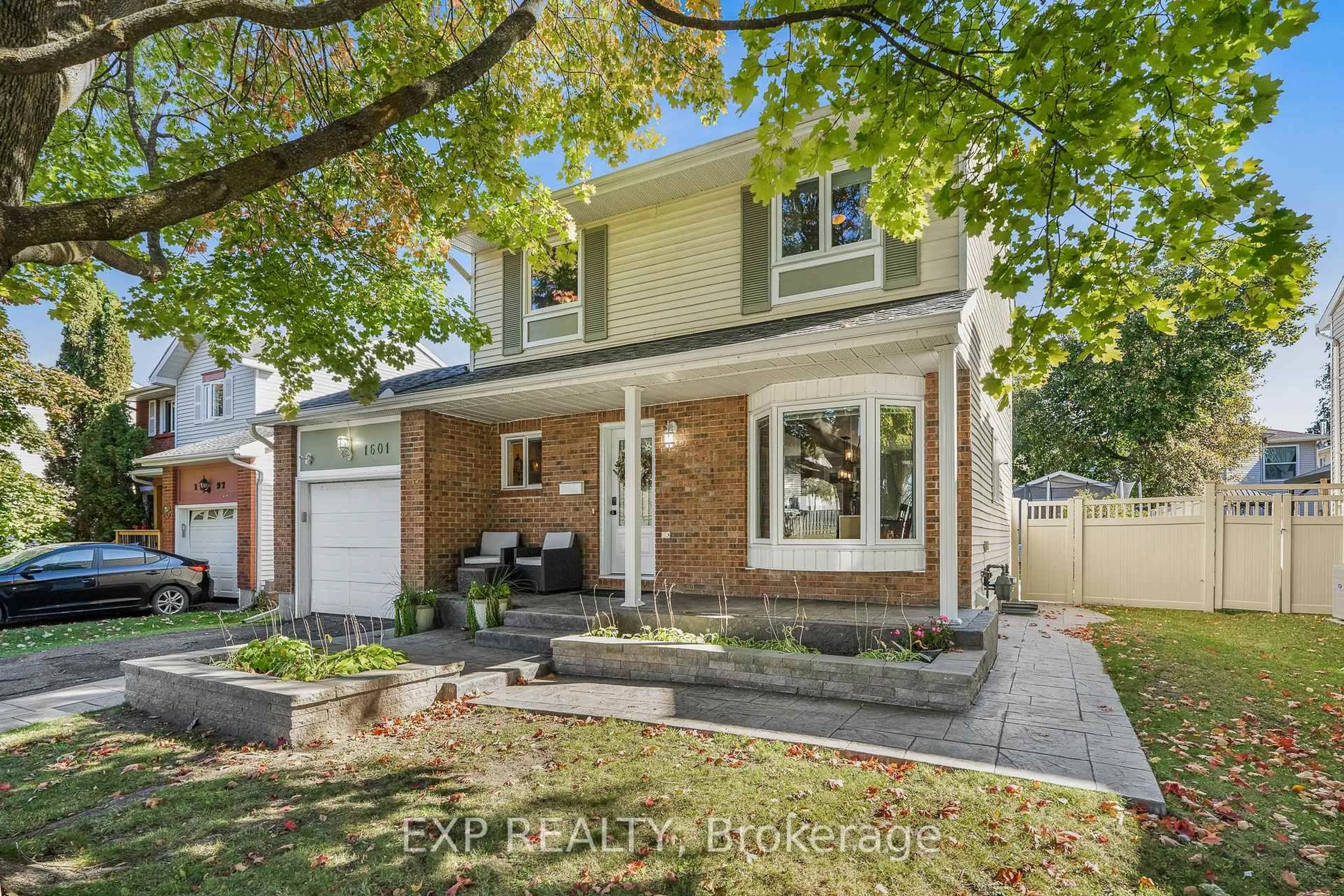 Home with brick exterior material, street for 1601 BOTTRIELL Way, Ottawa Ontario K4A 1W5