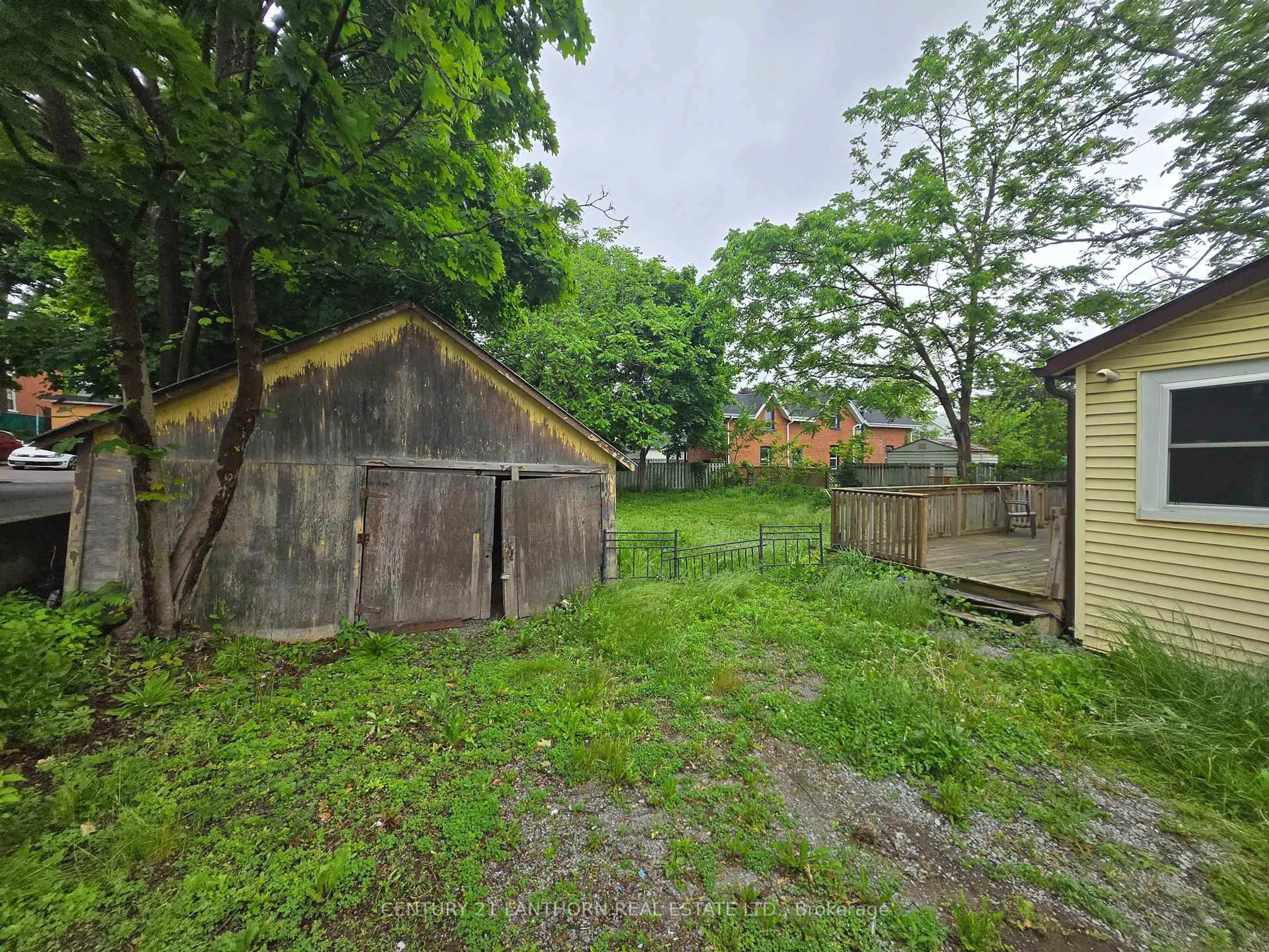 Shed for 188 Dundas St, Quinte West Ontario K8V 3R2