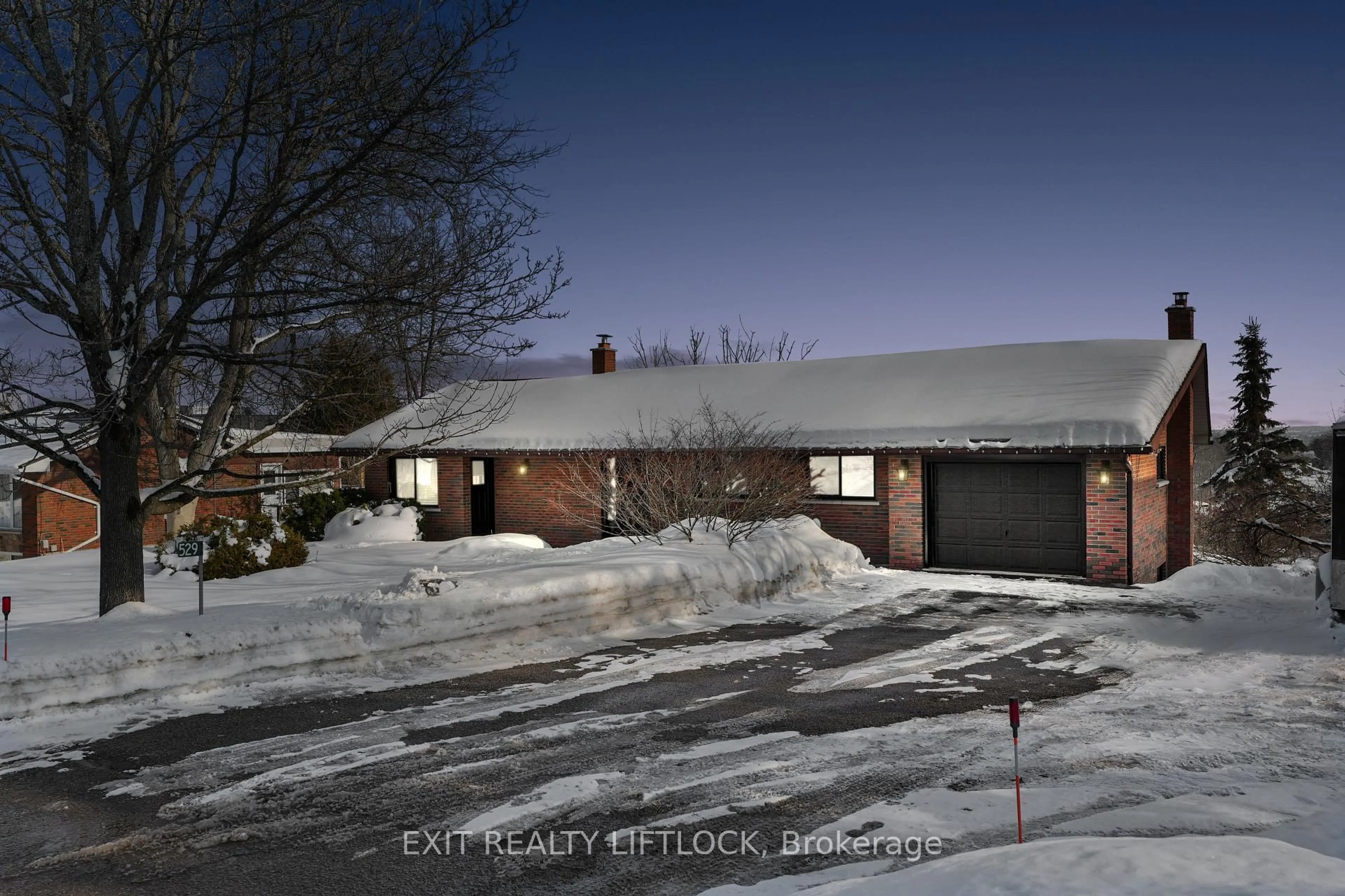 Unknown for 529 McCrea Dr, Peterborough Ontario K9K 1C4