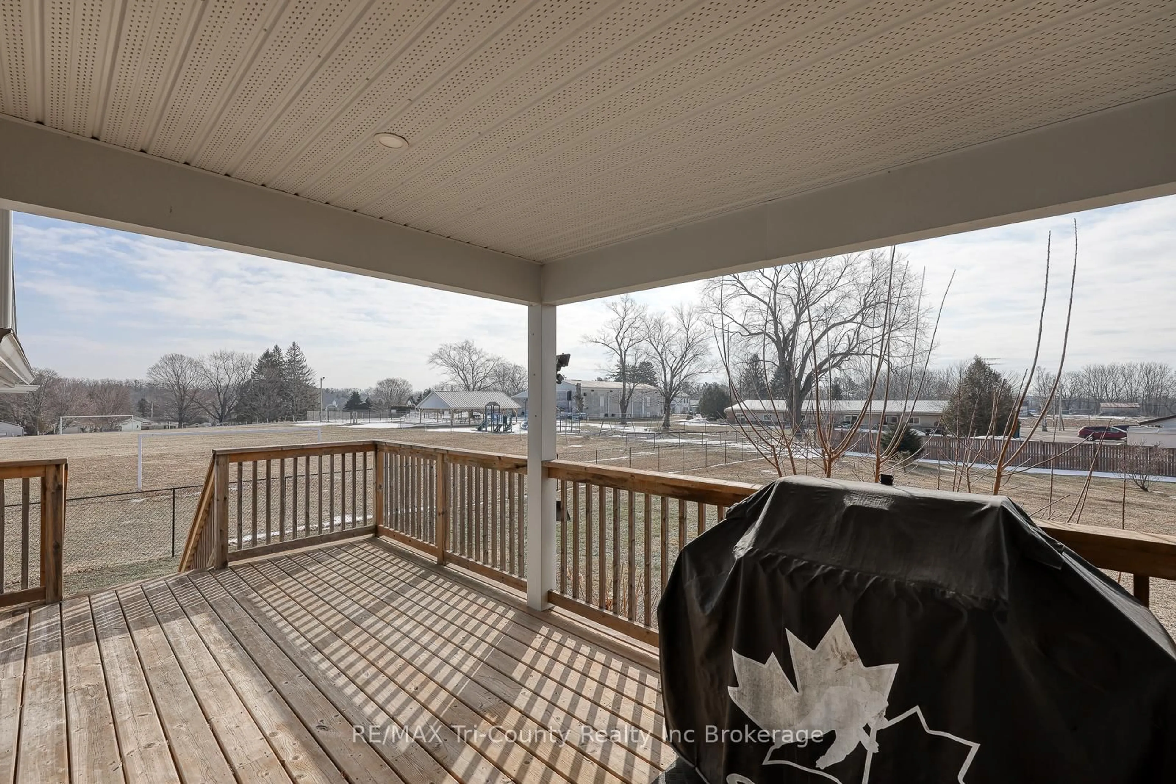 Patio, water/lake/river/ocean view for 27 Ann St, Bayham Ontario N0J 1Z0