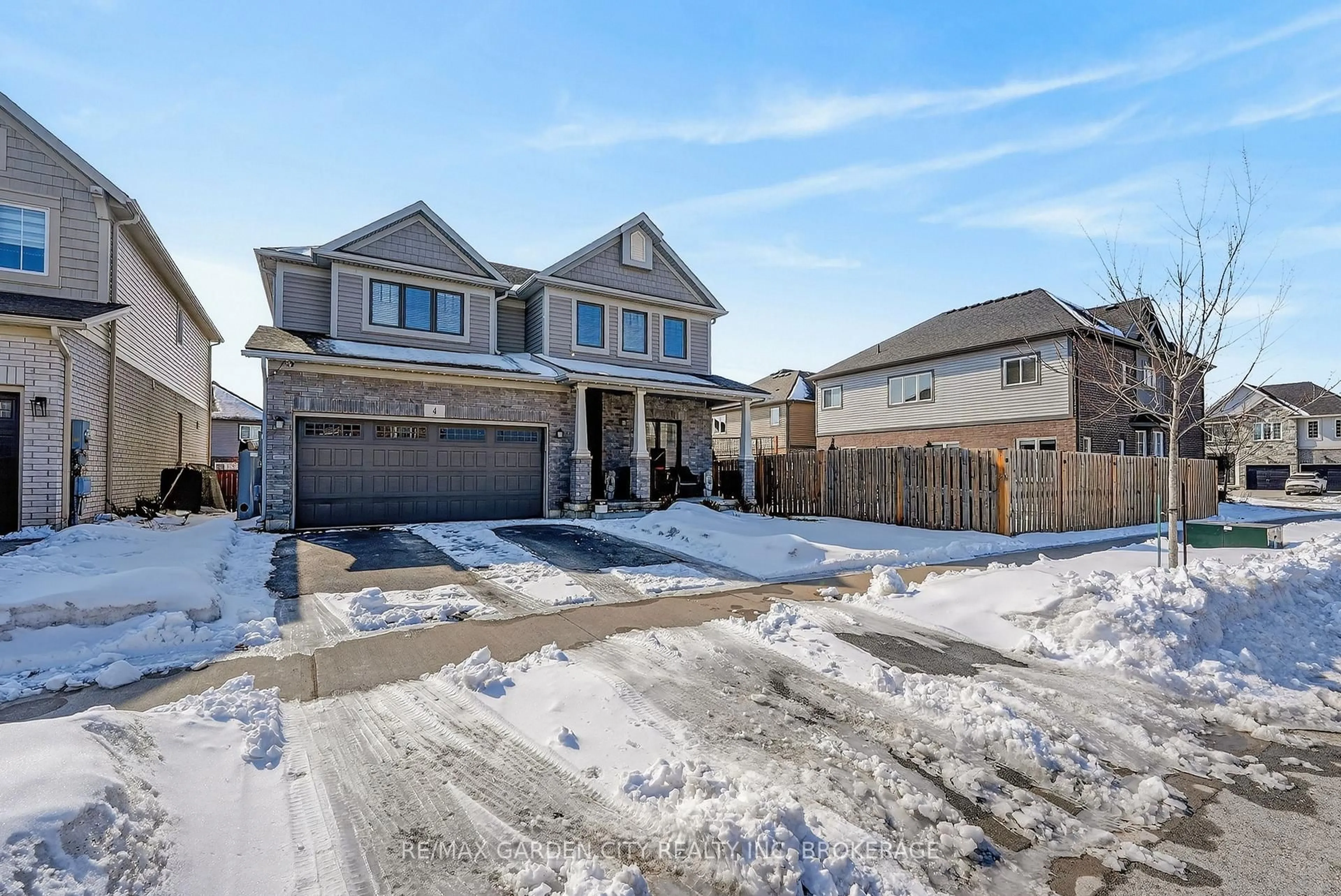 Unknown for 4 Riley Ave, Pelham Ontario L0S 1E6