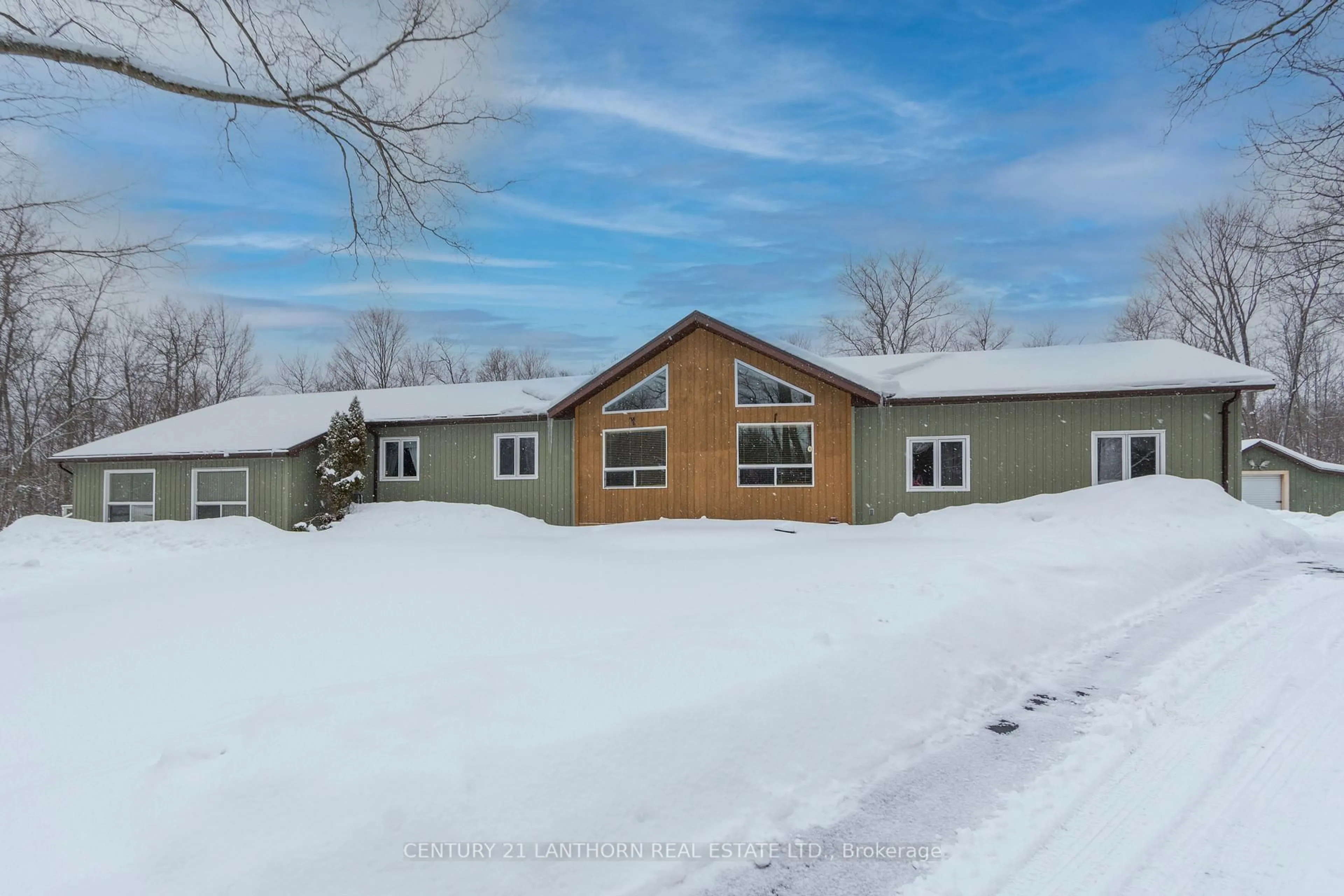 A pic from outside/outdoor area/front of a property/back of a property/a pic from drone, unknown for 175 Old Hungerford Rd, Belleville Ontario K0K 2Y0