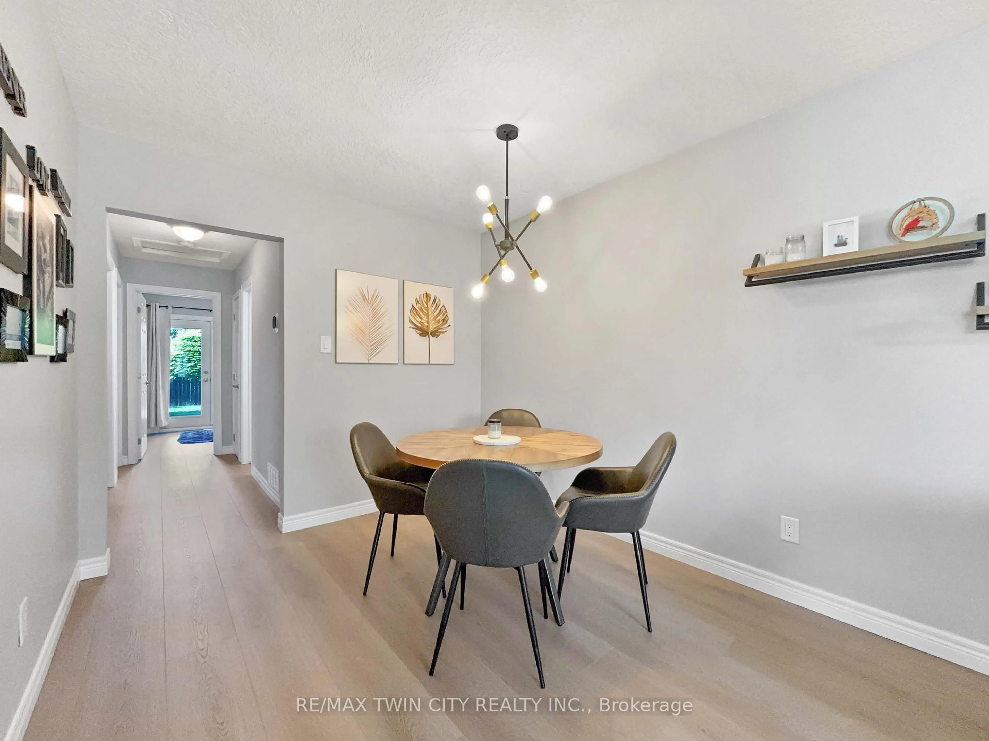 Dining room, unknown for 21 Gaitwin St, Brantford Ontario N3P 1A9