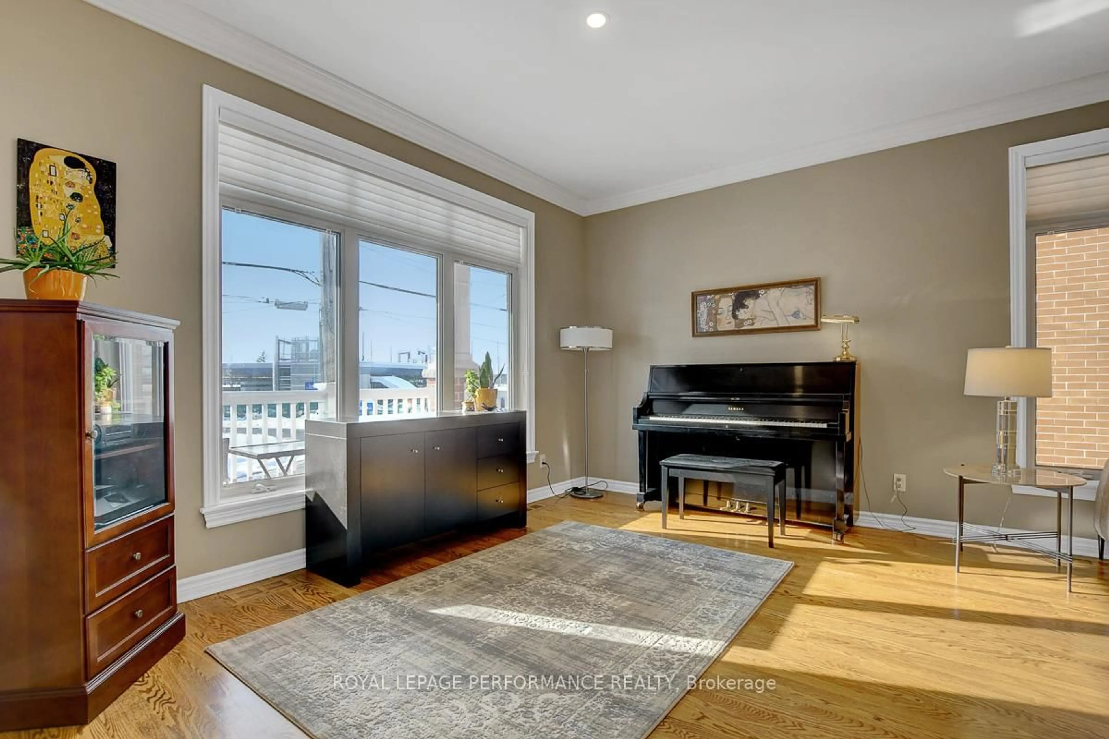 Unknown for 349 Berkley Ave, Ottawa Ontario K2A 2G9