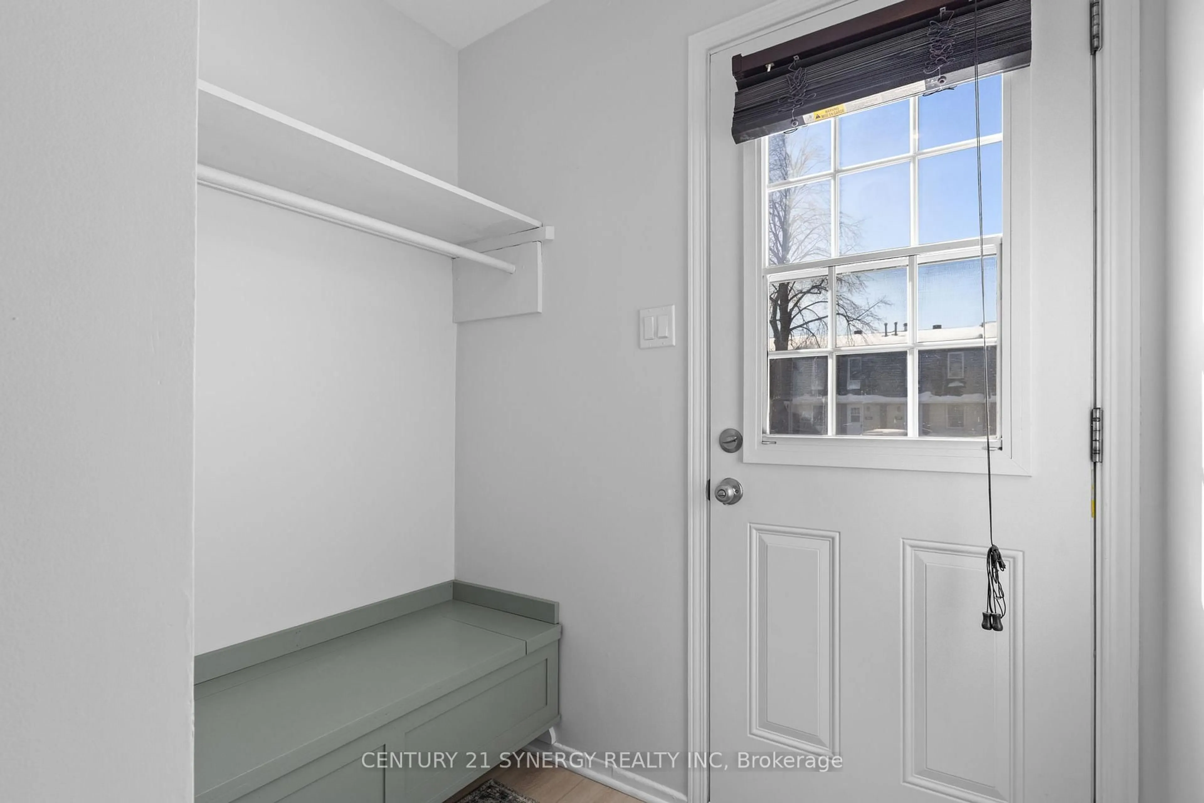 Unknown for 1963 Fairglen Mews #22, Gloucester Ontario K1B 5A5