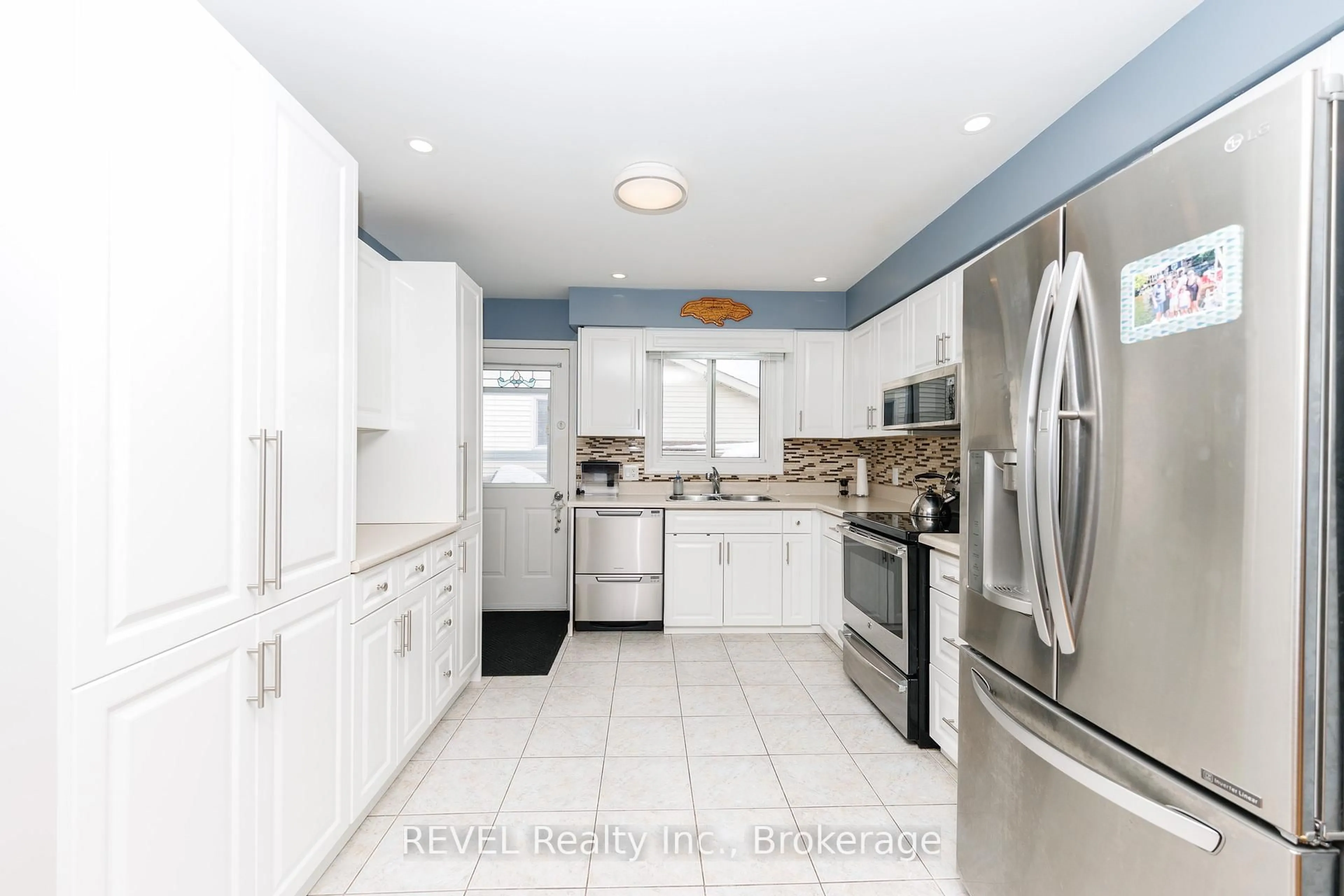 Unknown for 6251 Sherri Ave, Niagara Falls Ontario L2H 2W7