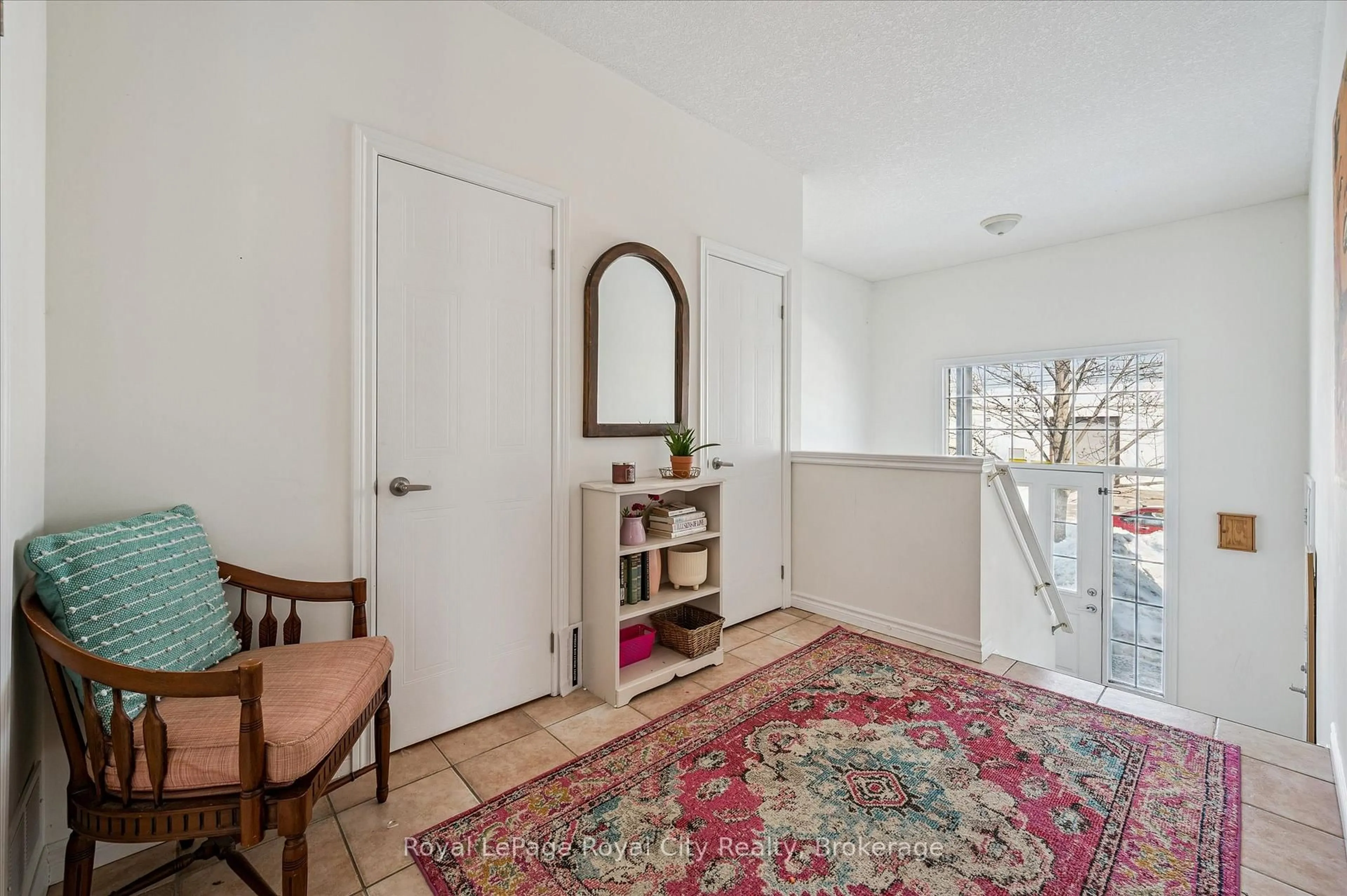 Indoor entryway for 51 Johnston St, Guelph Ontario N1E 5T5