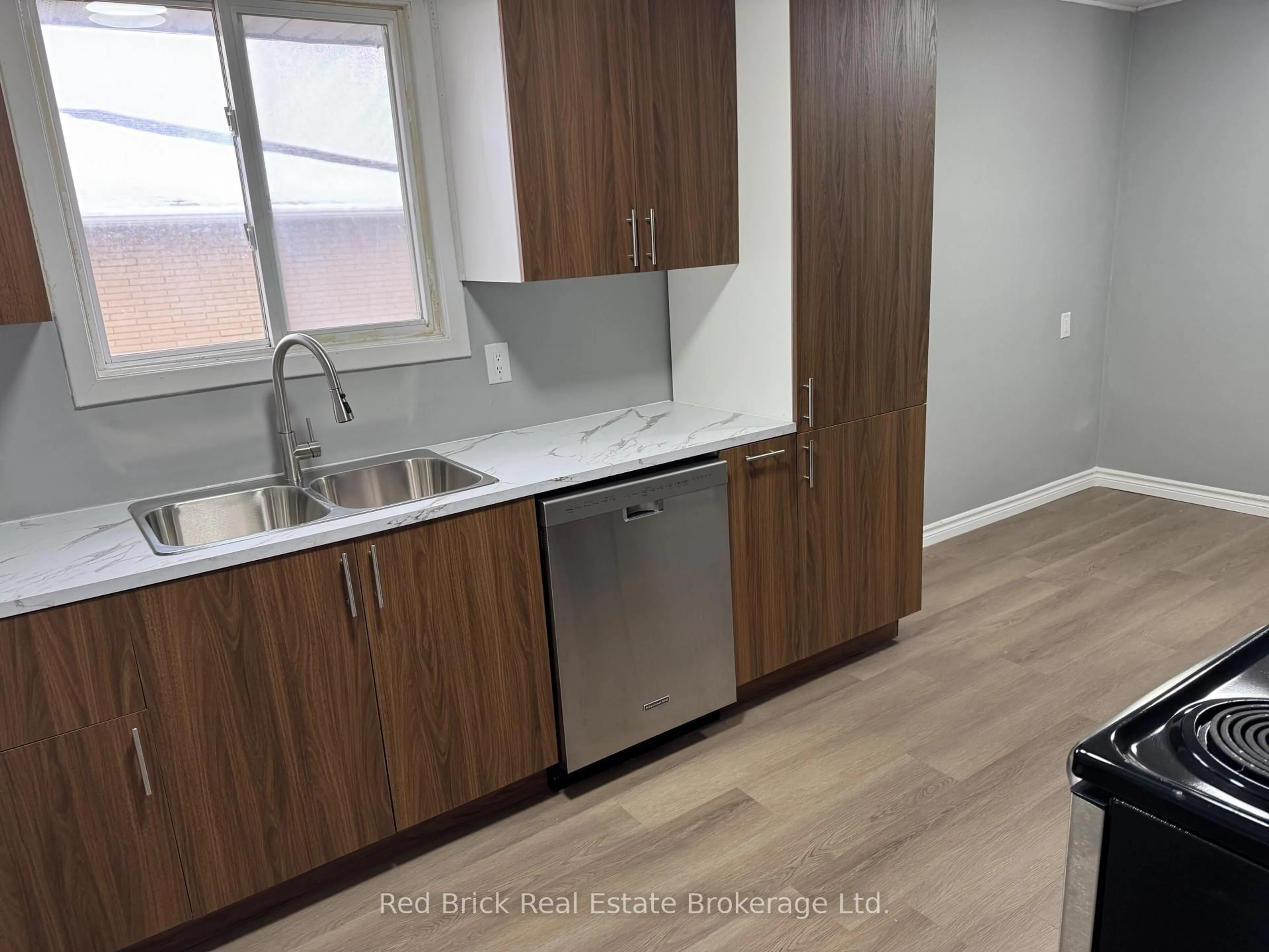 Unknown for 204 Veronica Dr, Kitchener Ontario N2A 2R9