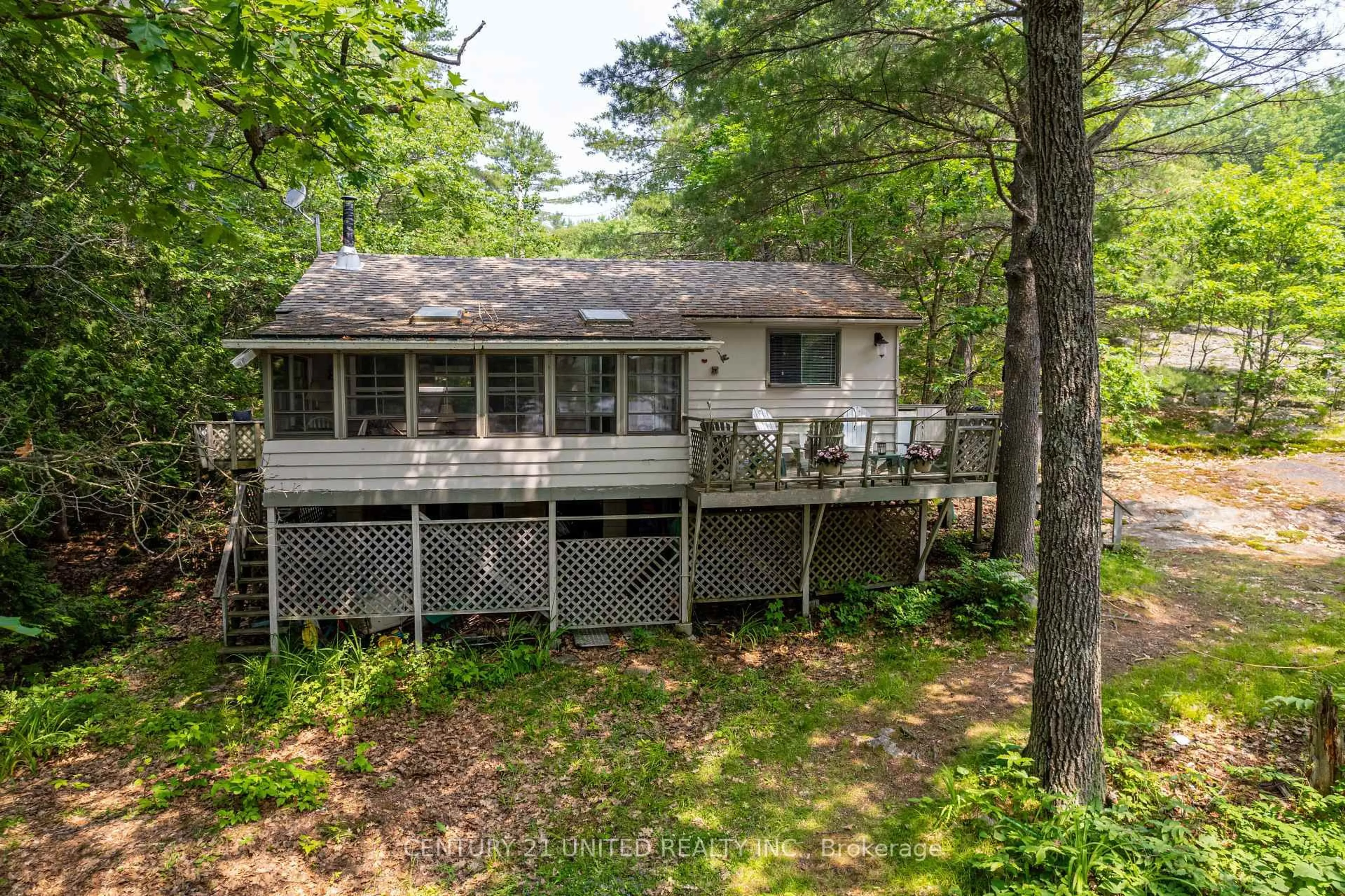 A pic from outside/outdoor area/front of a property/back of a property/a pic from drone, water/lake/river/ocean view for 1207 Anstruther Lake Wao, North Kawartha Ontario K0L 1A0