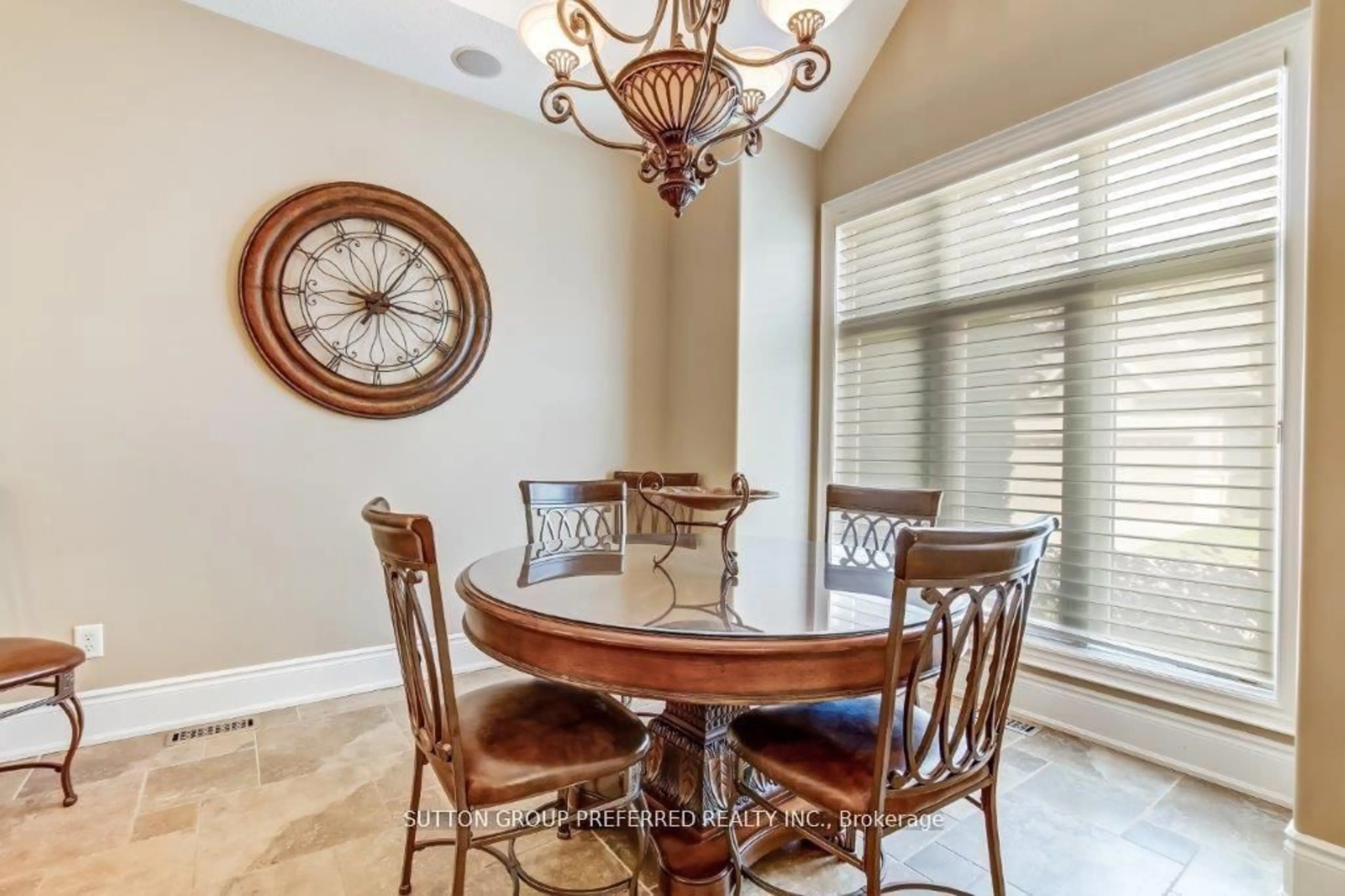 Dining room, ceramic/tile floor for 124 North Centre Rd #23, London North Ontario N5X 4R3