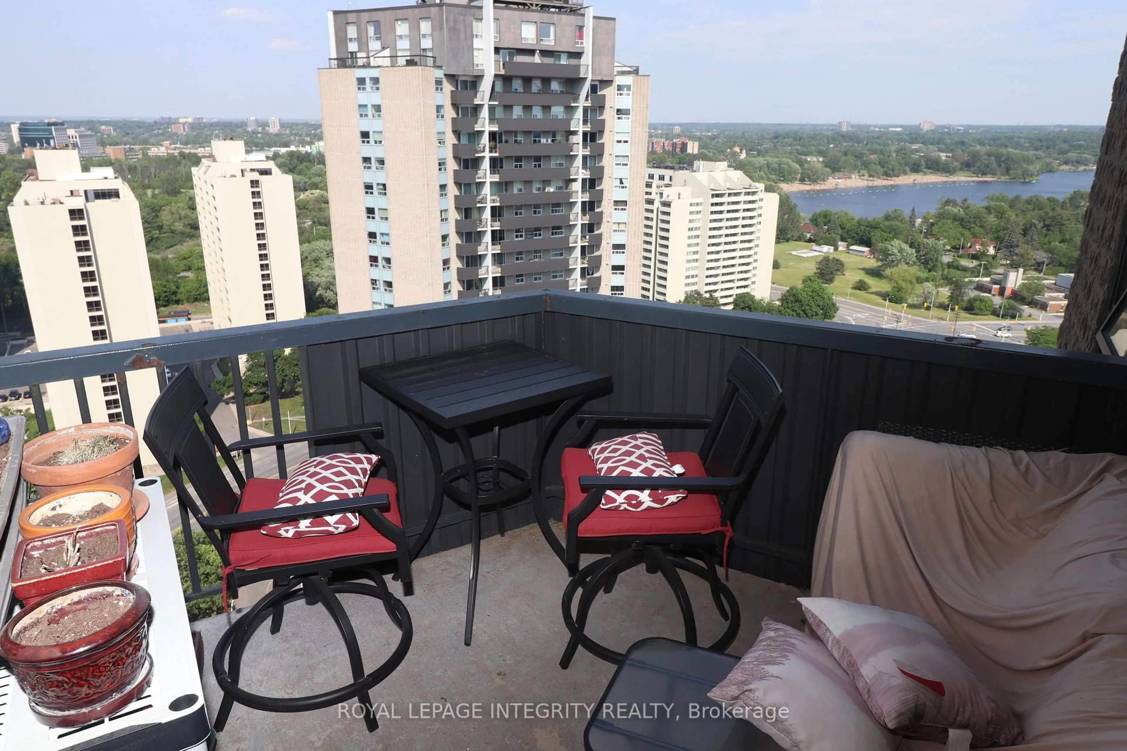 Balcony in the apartment, water/lake/river/ocean view for 900 Dynes Rd #2505, Ottawa Ontario K2C 3L6