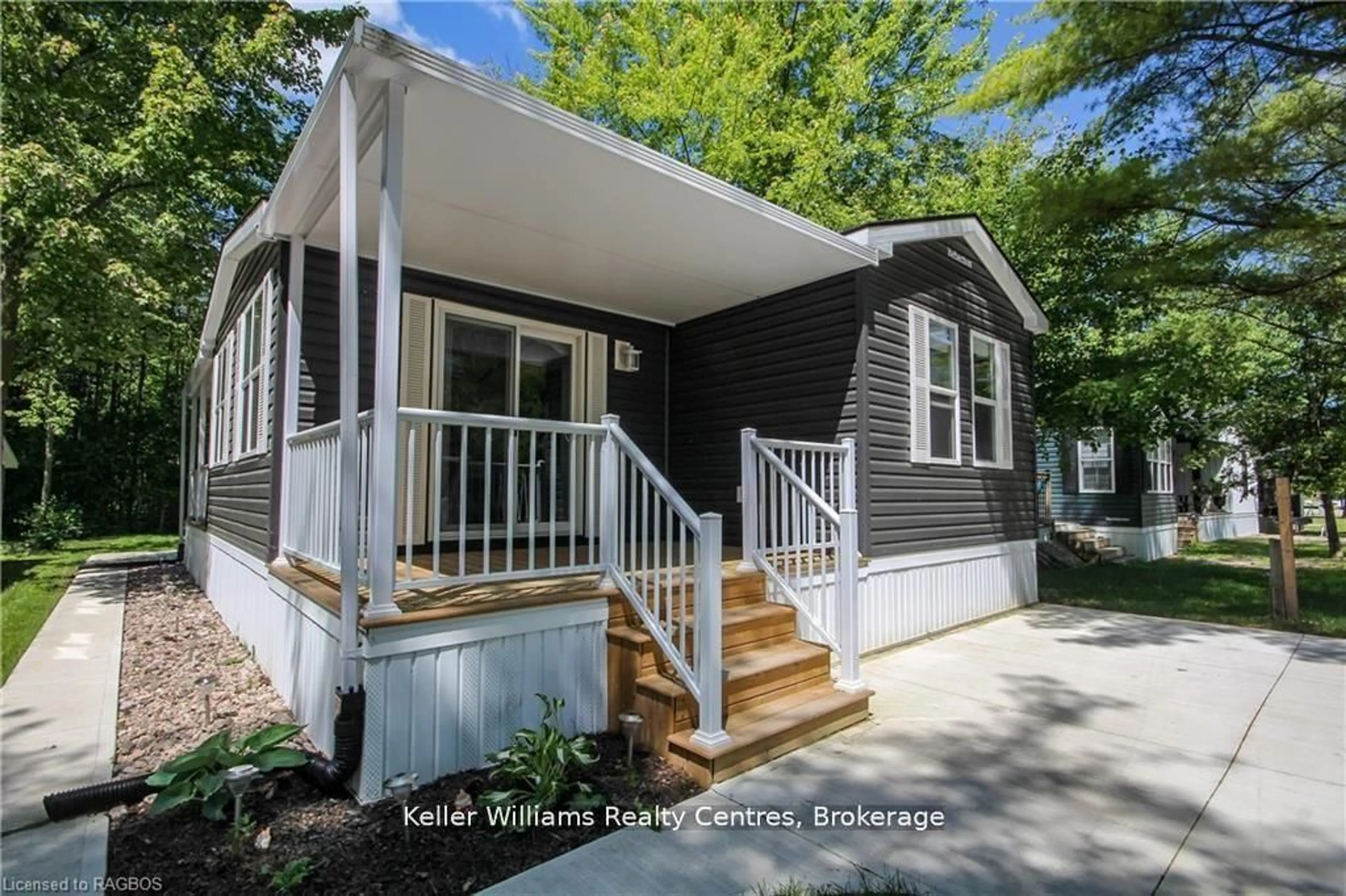 Home with vinyl exterior material, street for 13 Southline Ave #157, Huron-Kinloss Ontario N2Z 2X5