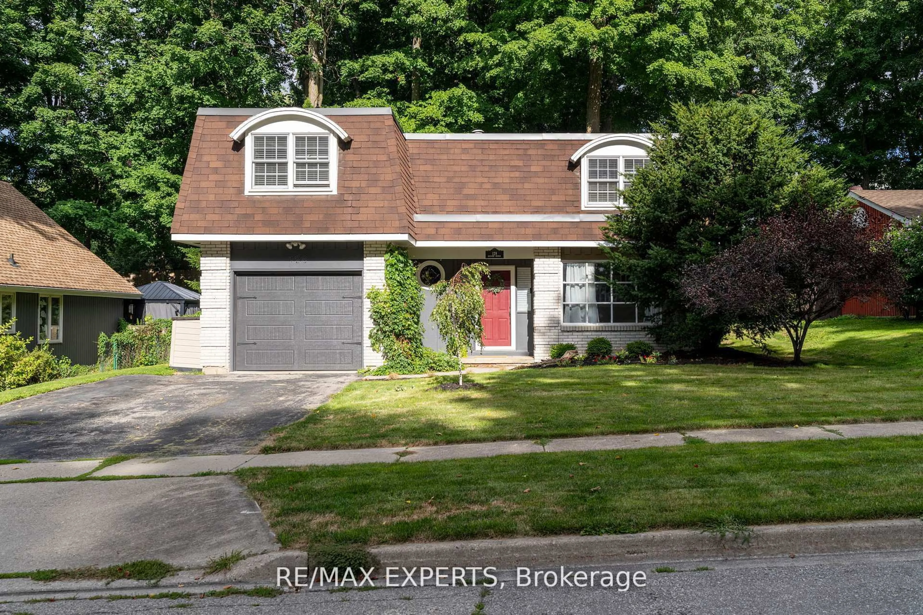 Home with brick exterior material, street for 128 Heather Ave, Cambridge Ontario N3C 2Y7