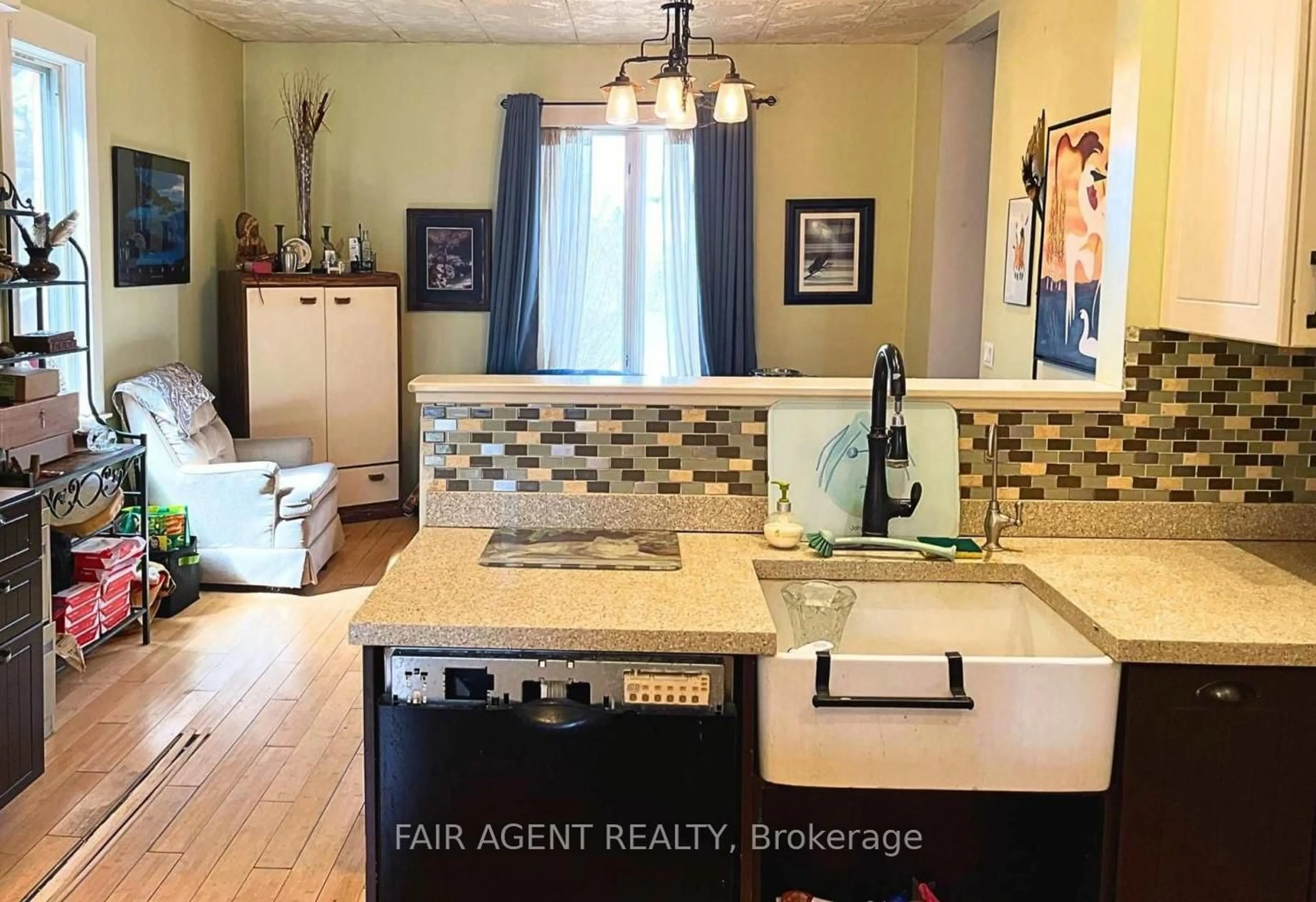 Open concept kitchen, ceramic/tile floor for 1723 Lucy St, St. Joseph Ontario P0R 1J0