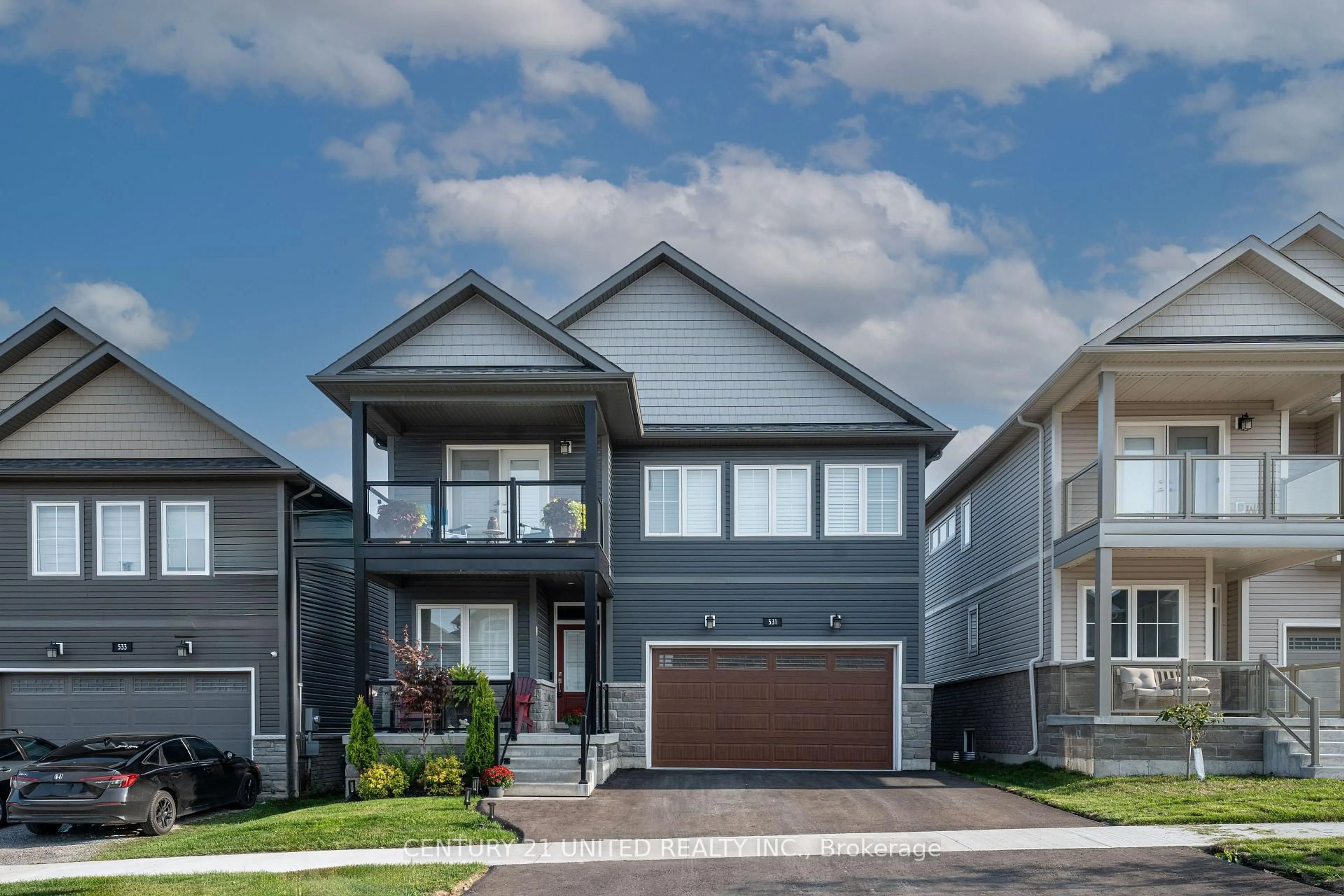 Home with vinyl exterior material, street for 531 Clayton Ave, Peterborough Ontario K9K 0G3