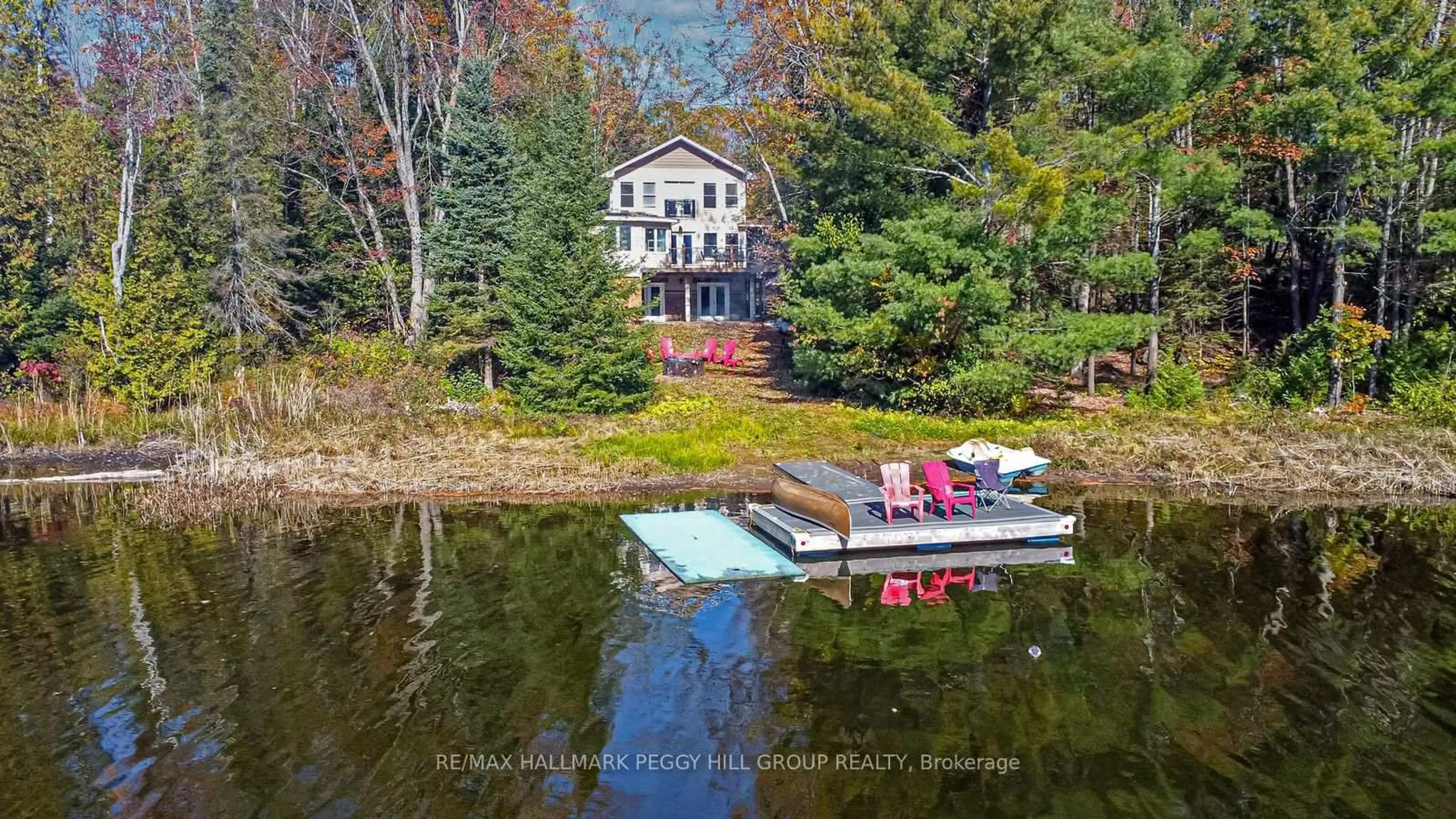 A pic from outside/outdoor area/front of a property/back of a property/a pic from drone, water/lake/river/ocean view for 4 Clover Crt, Kawartha Lakes Ontario K0M 2A0