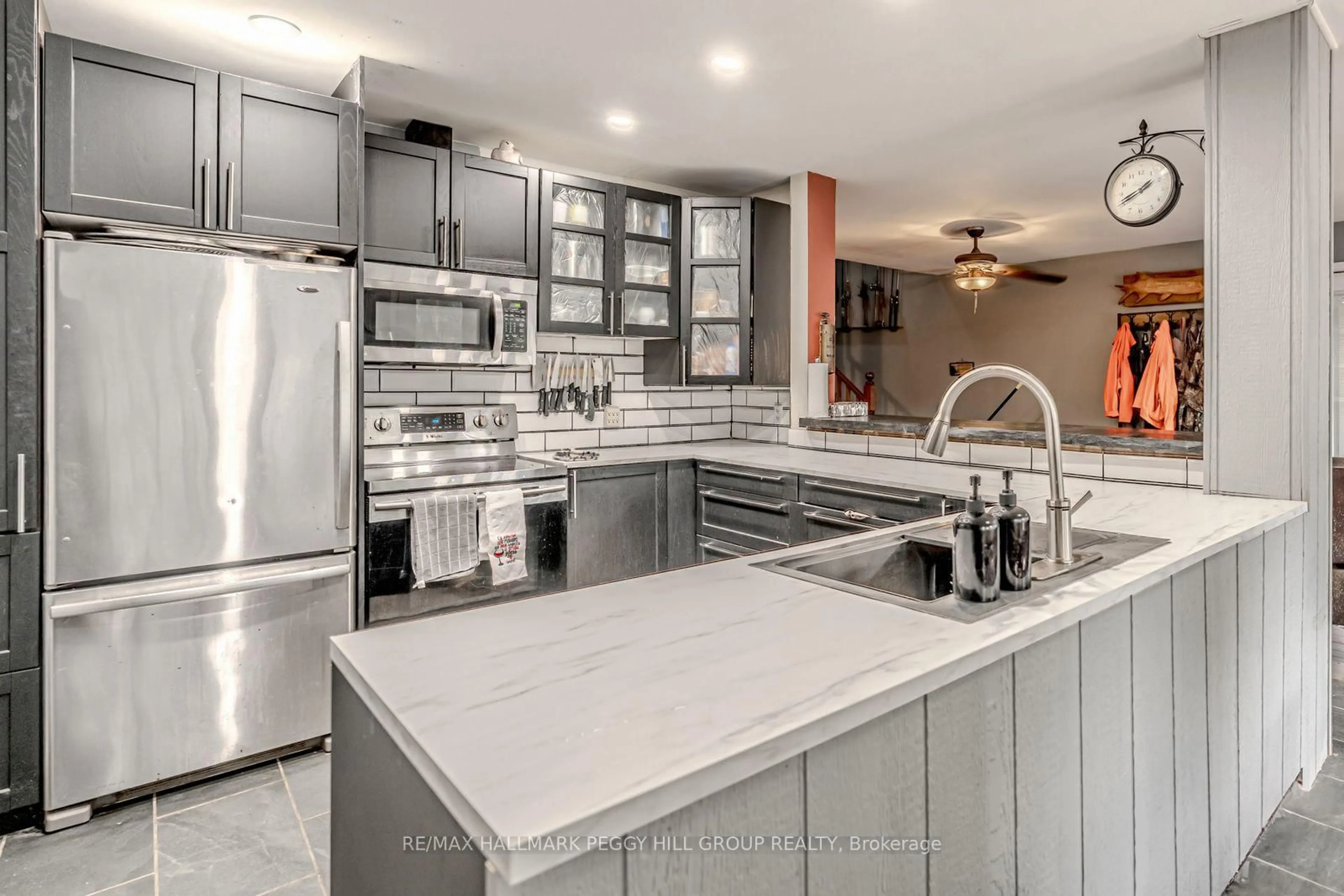 Open concept kitchen, ceramic/tile floor for 4 Clover Crt, Kawartha Lakes Ontario K0M 2A0