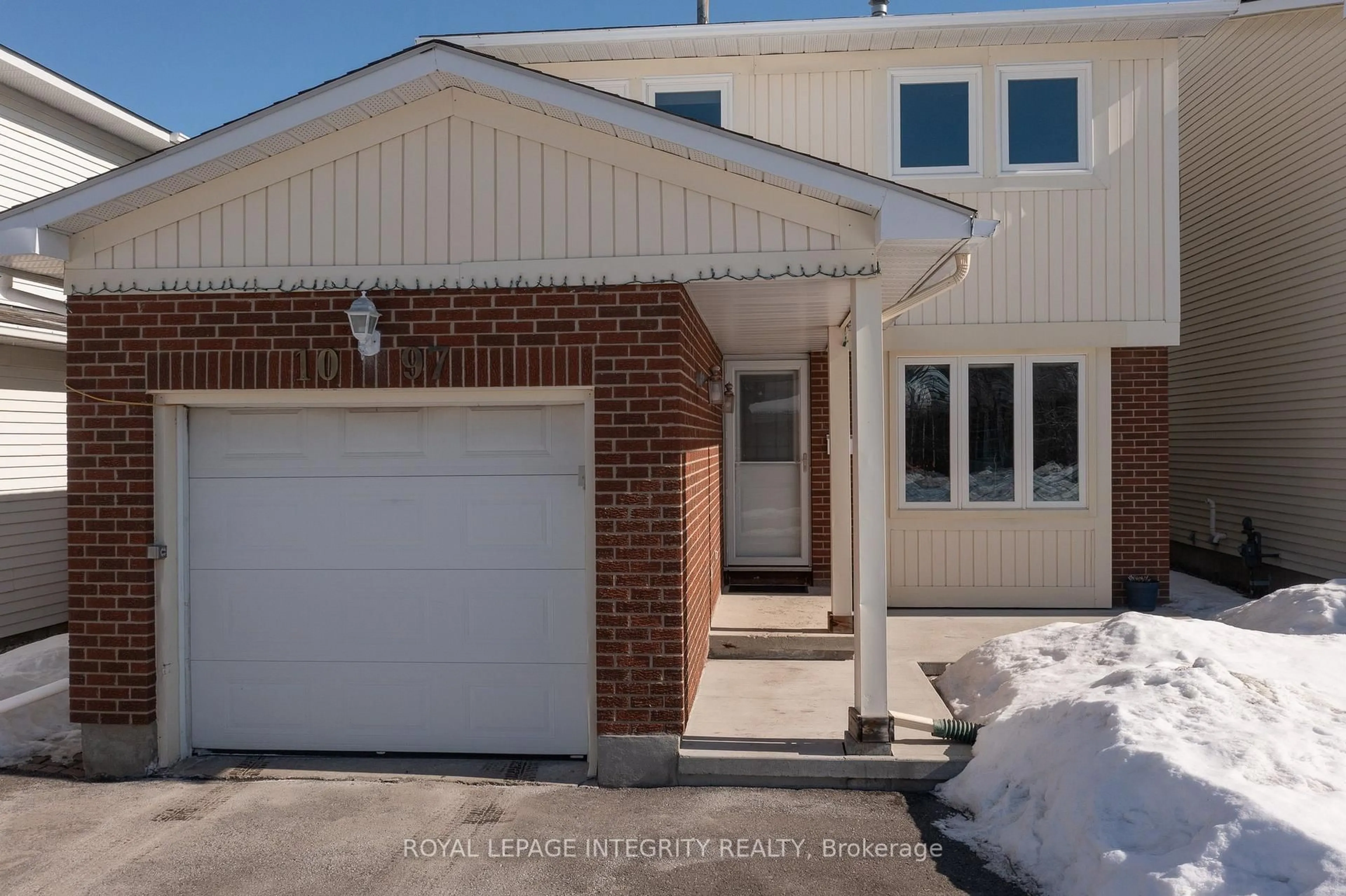 Home with brick exterior material, street for 1097 Moselle Cres, Orleans Ontario K1C 2S8