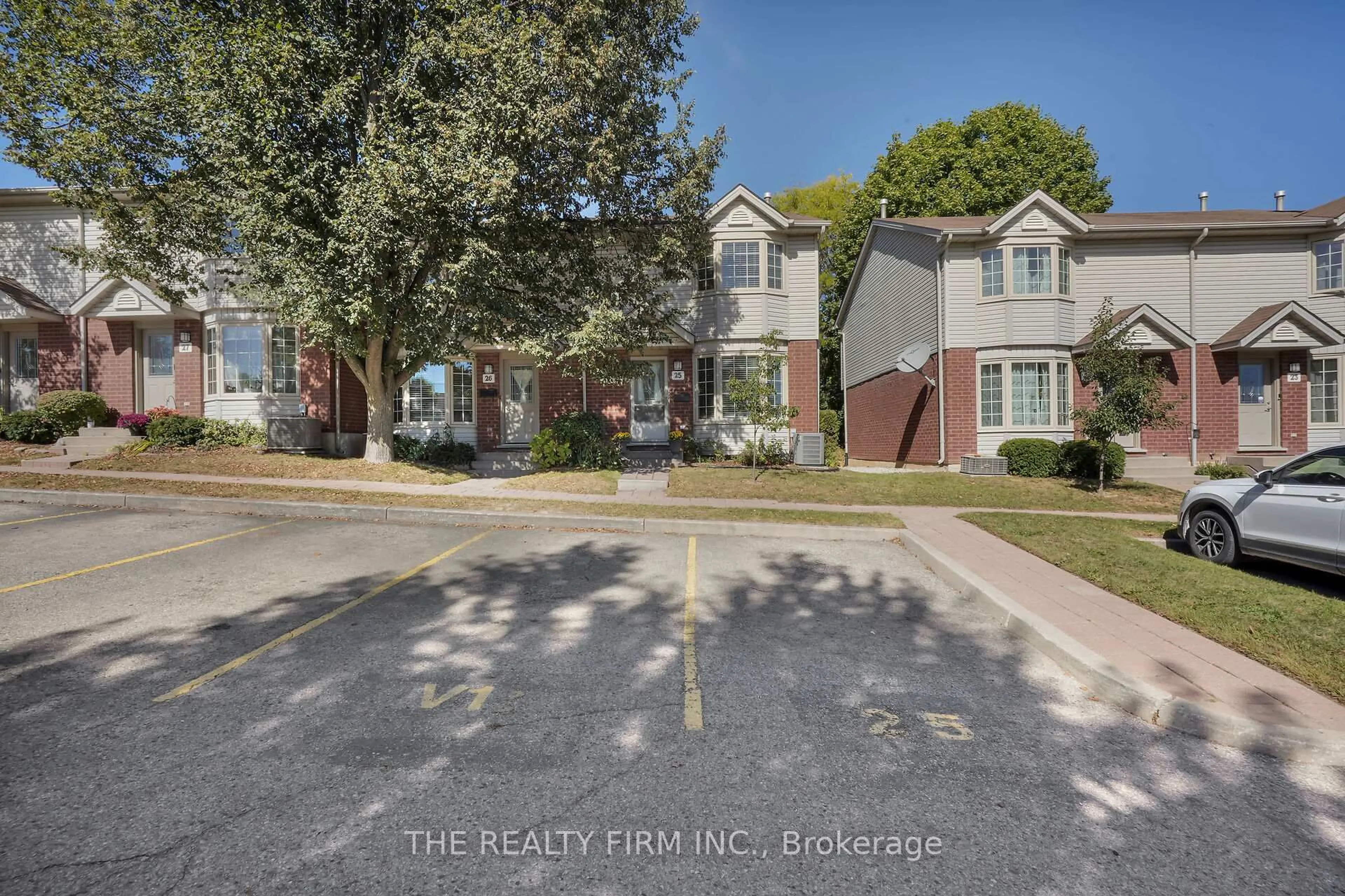 Unknown for 70 Chapman Crt #25, London North Ontario N6G 4Z4