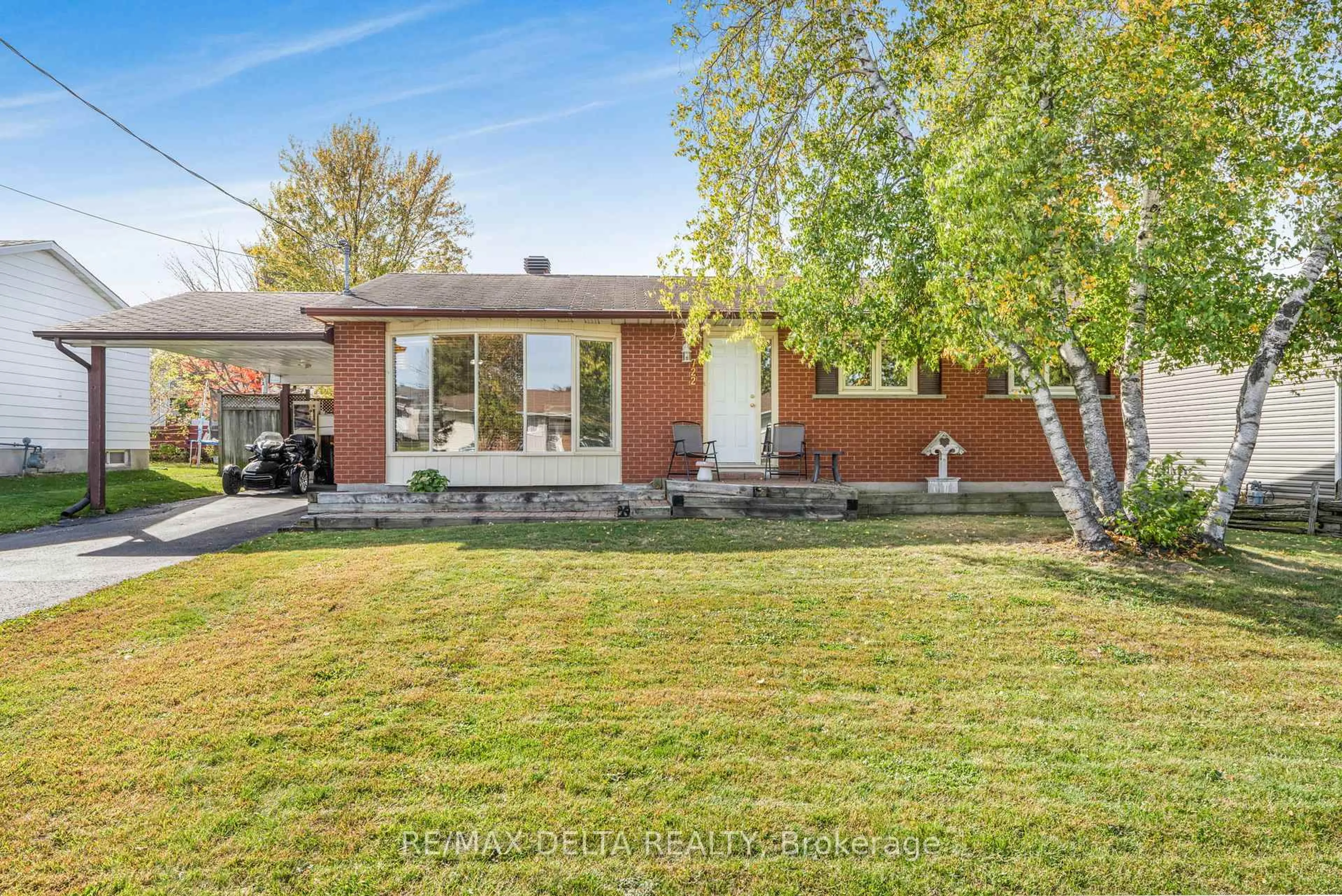 Home with brick exterior material, street for 722 Nicole St, Clarence-Rockland Ontario K4K 1G4